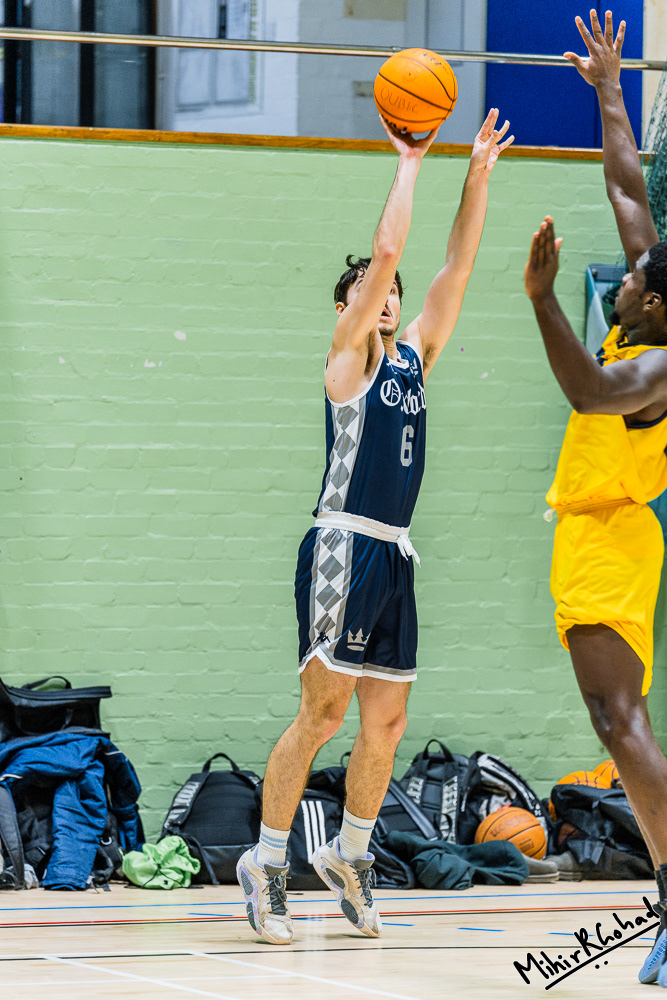 11-02-2026-211635_Basketball_OXFvsUEA_122_Website.JPG