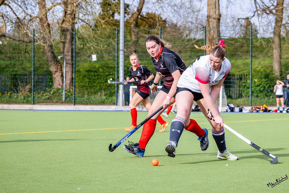 29-03-2025-160042_HockeyMix_OBUVarsity_1014_Website.JPG