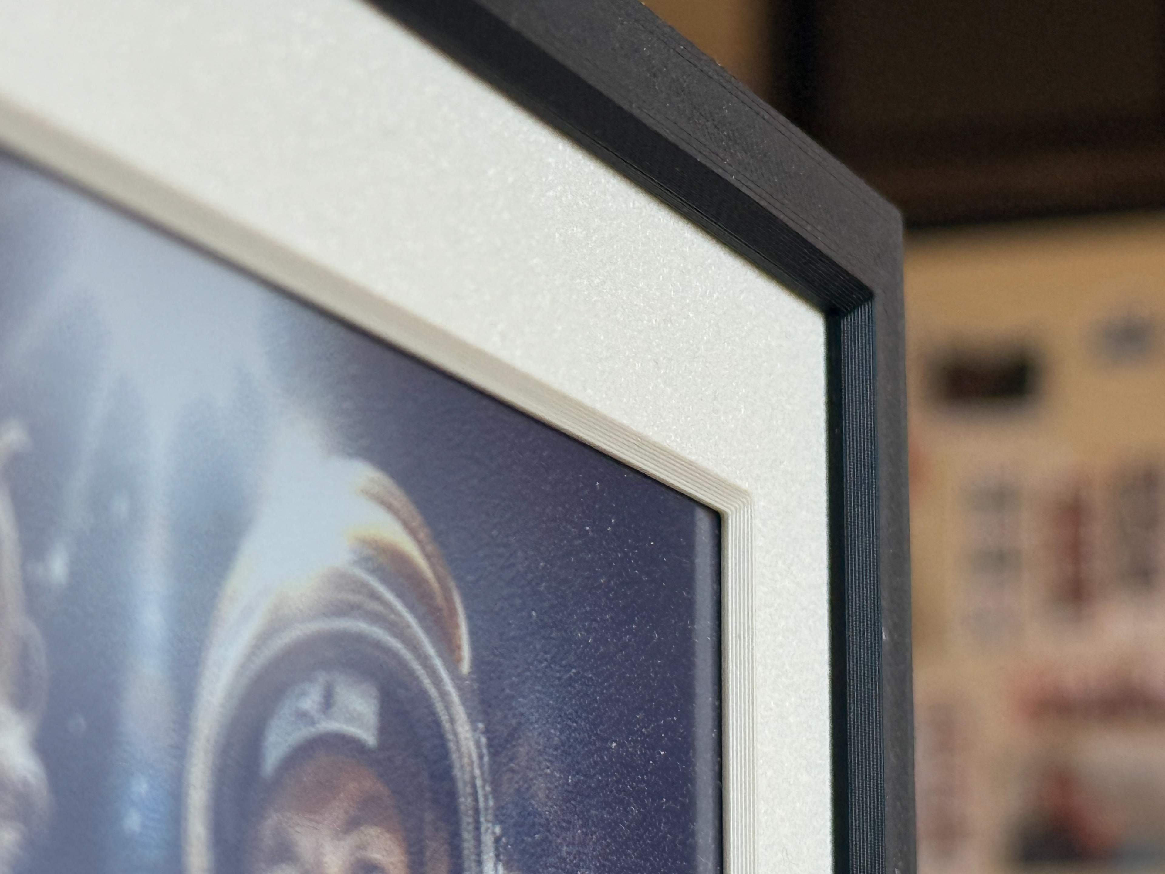Detail photo of frame and display texture.