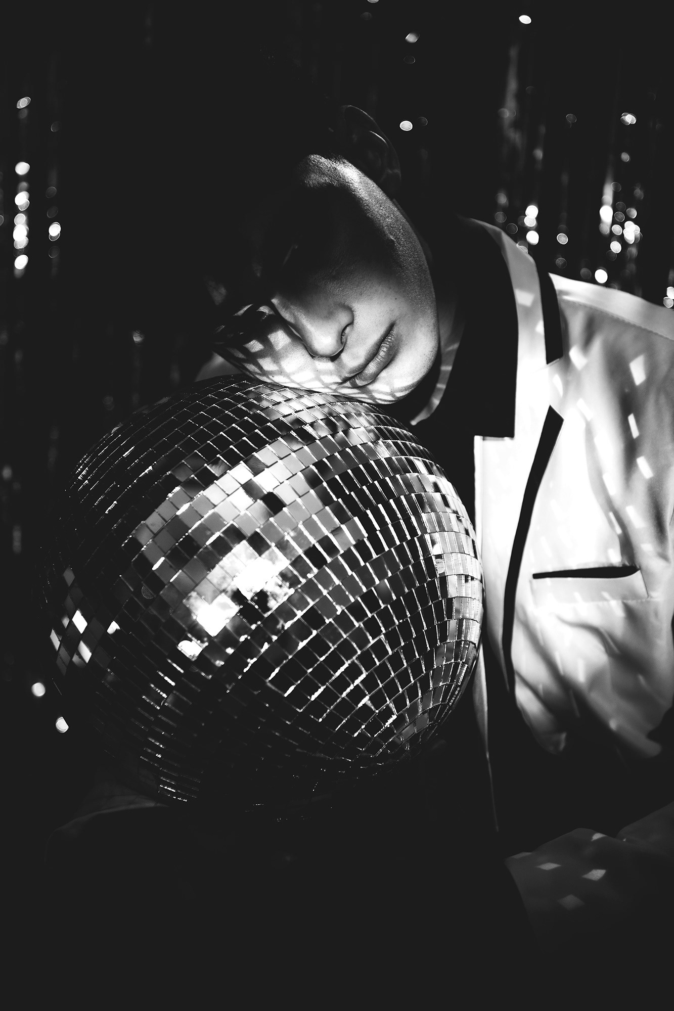 Maxime - Slow Dancing in the Dark