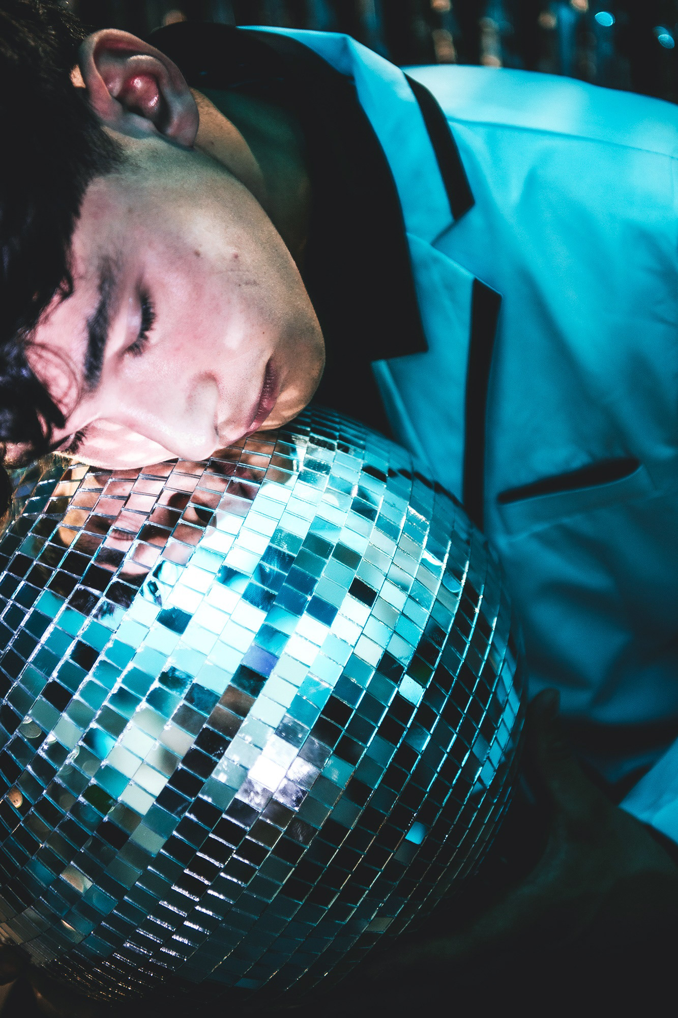 Maxime - Slow Dancing in the Dark