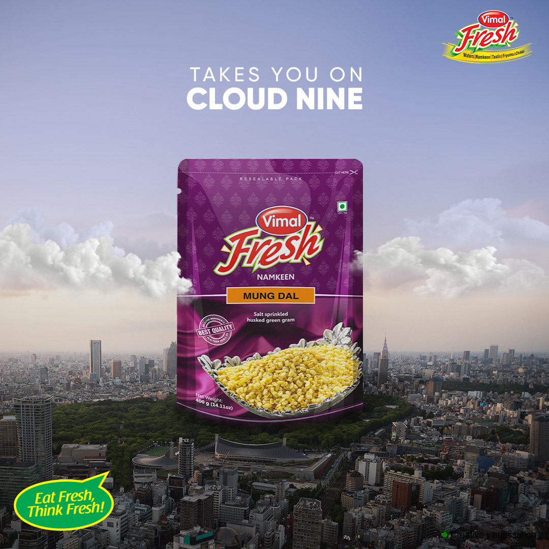 Ideation: Positioned the product above the city to symbolize elevated taste and experience. Why it works: The surreal composition creates a premium perception and strong visual impact.