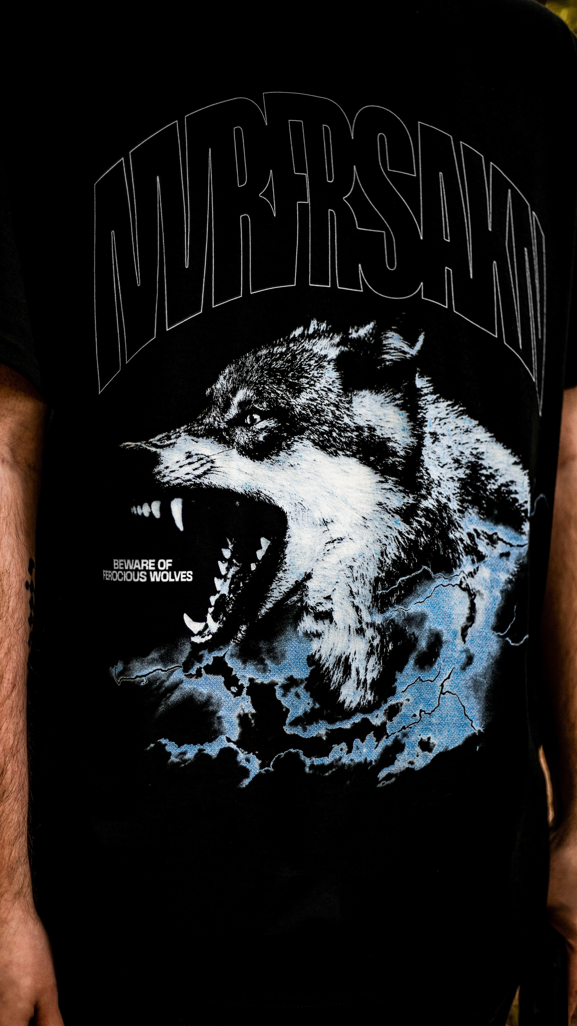 WOLF TEE V2