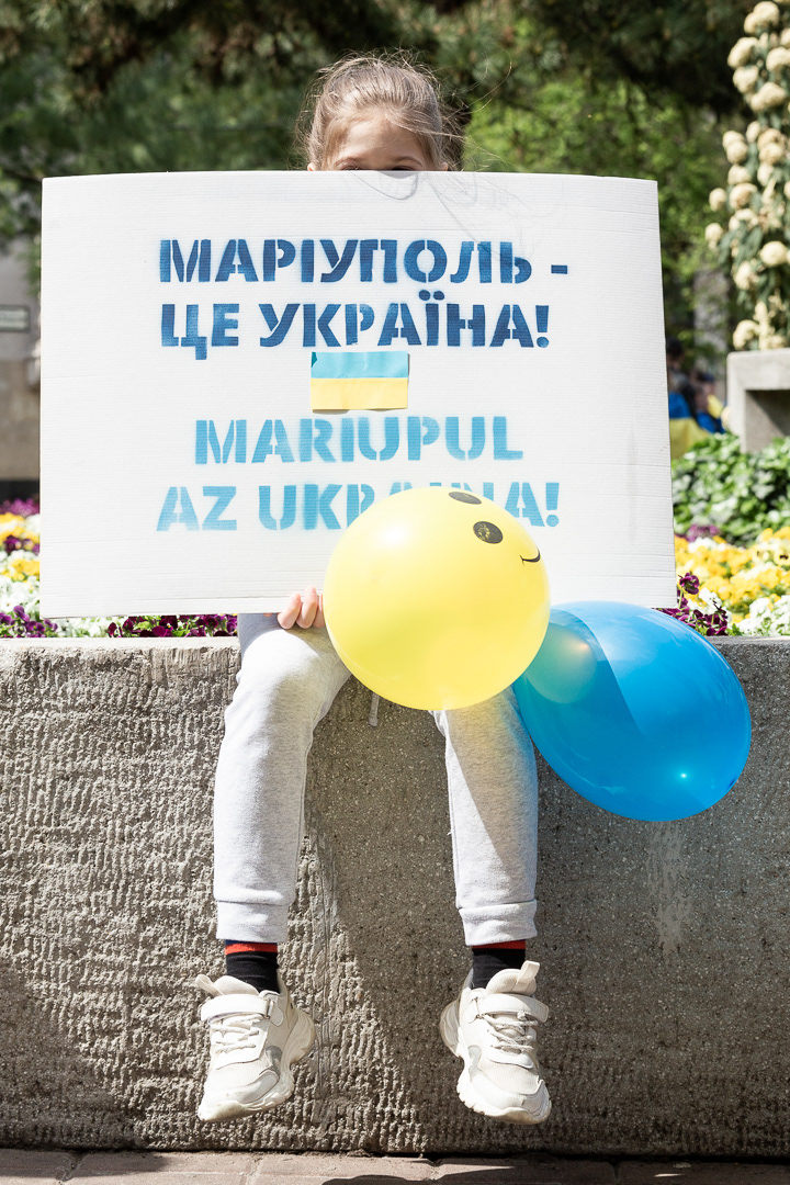 Young Ukrainian protester during a demonstration against the Russian invasion in Ukraine, 2022 Budapest