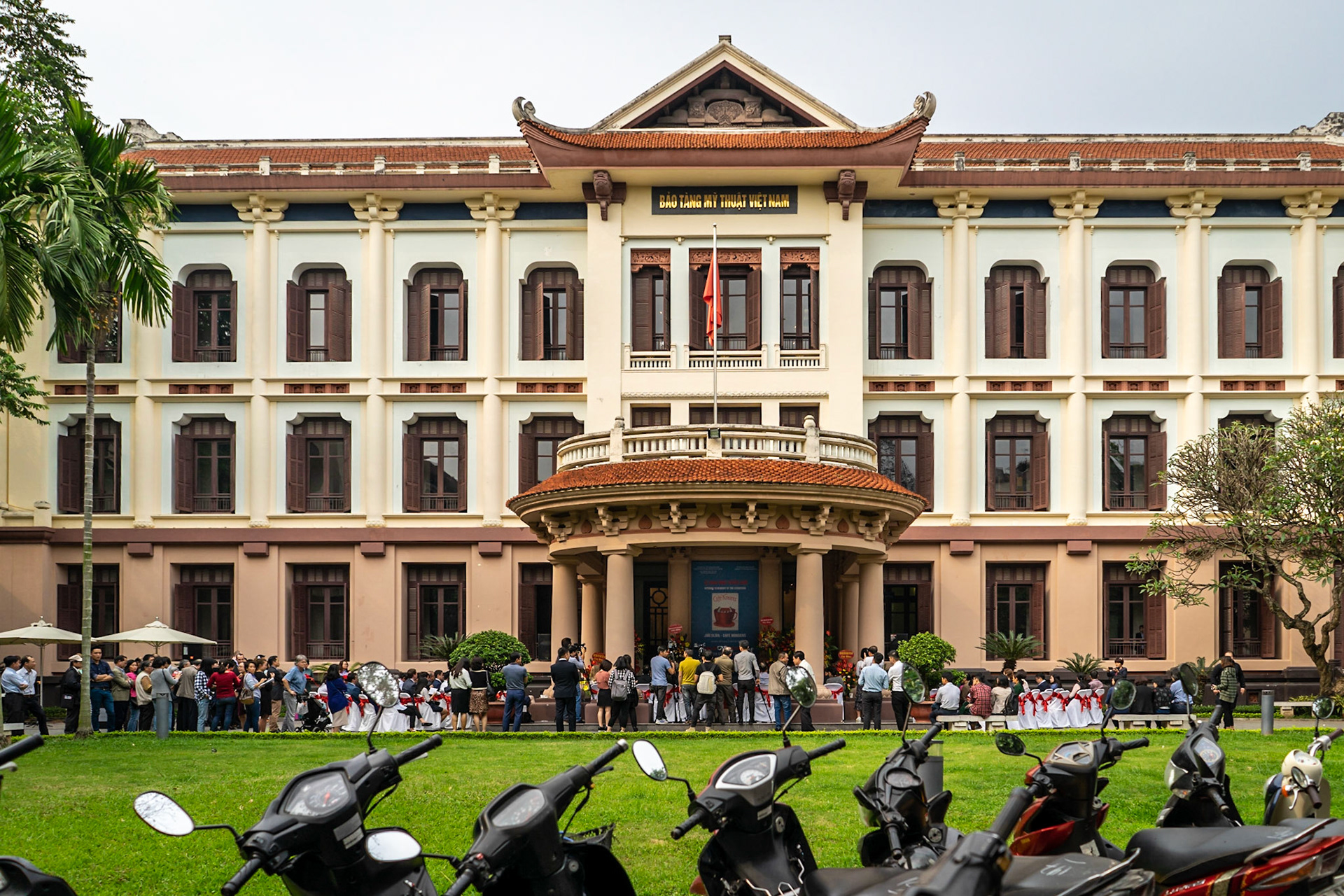 Photo by: Martin Miklas  -  www.mARTinStudio.sk