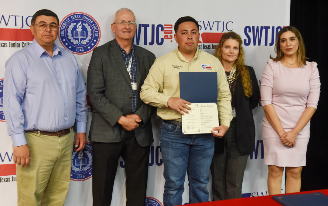 SWTX Photo Gallery - Powerline Technician Graduation - Feb. 2024
