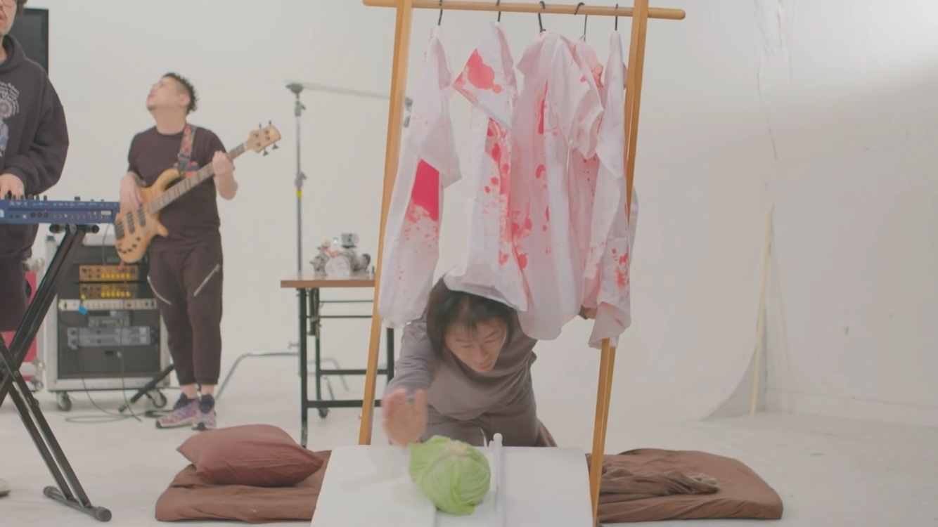 「血まみれシャツ」