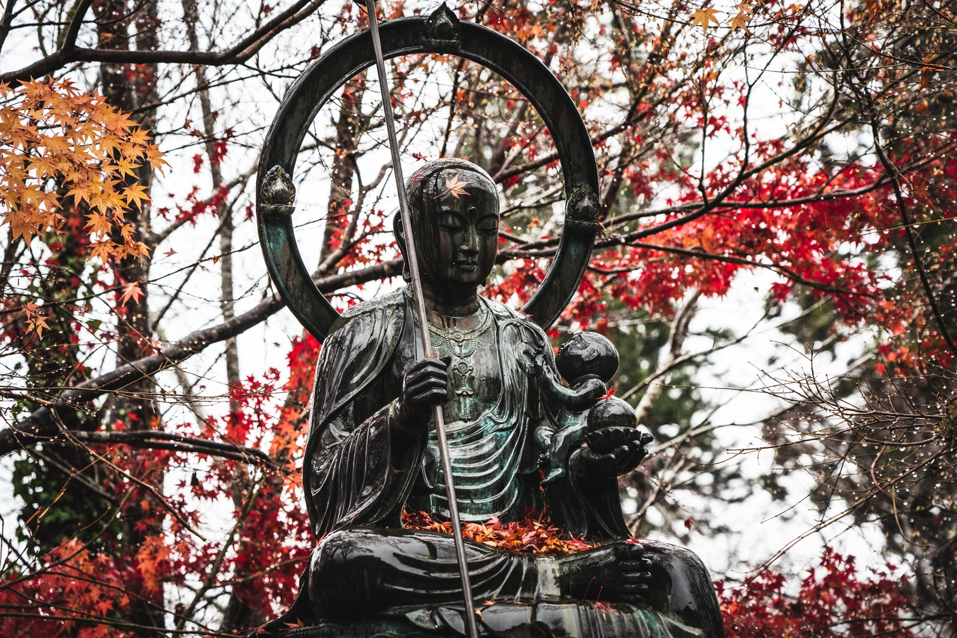 能登町・平等寺の紅葉