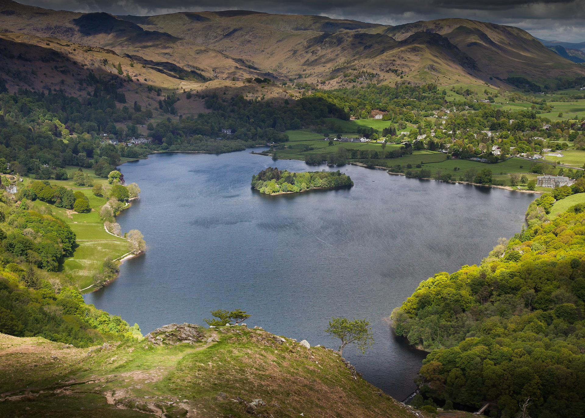 Late afternoon sunlight over Grasmere