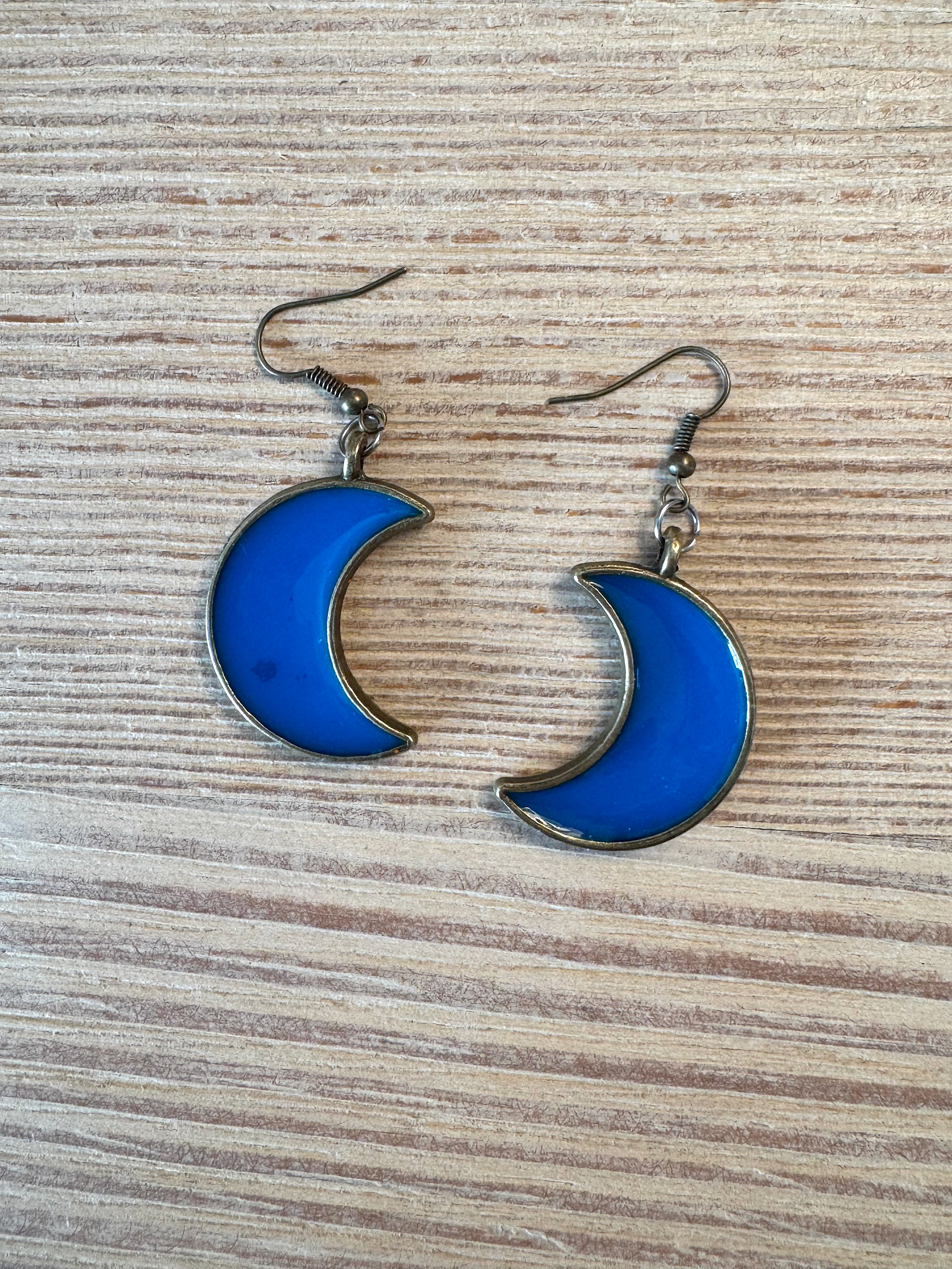 Moon earrings