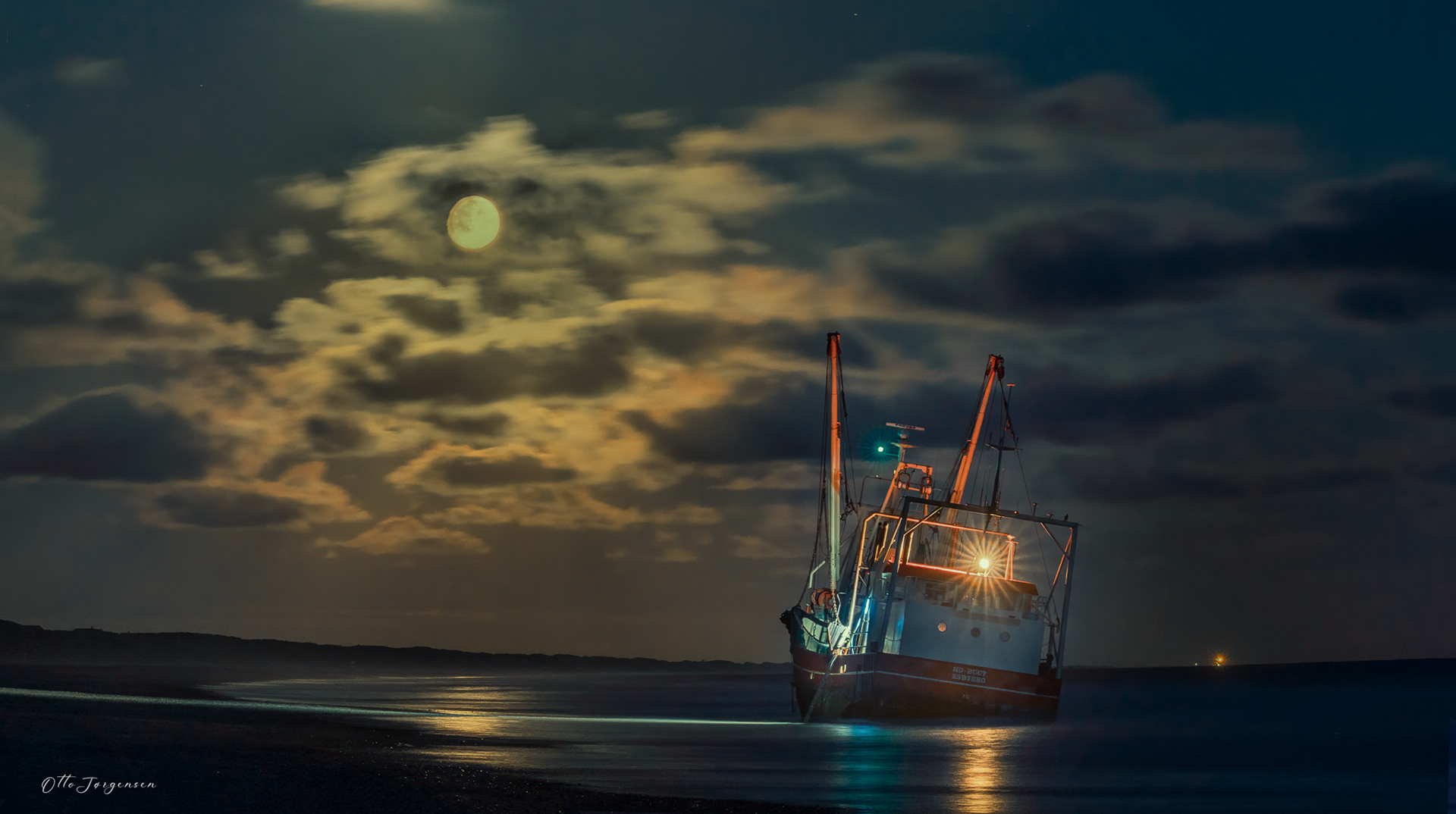 Den strandede kutter Houstrup strand