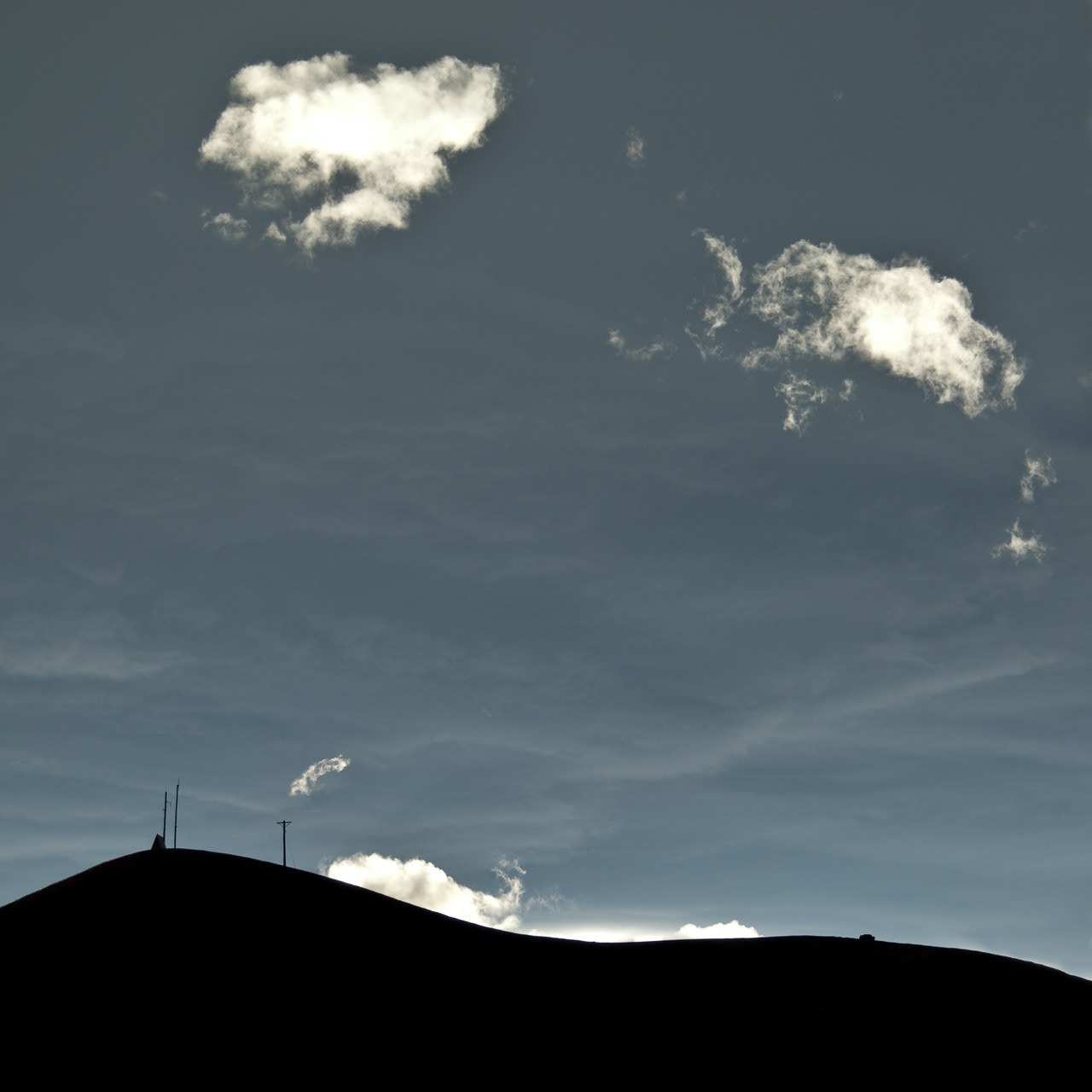 Poles and Clouds, Wanaka