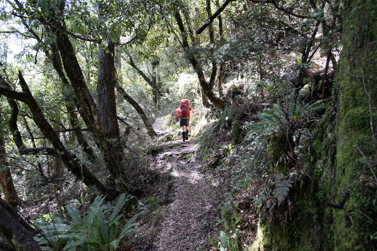 Starting the climb up to Umukarikari