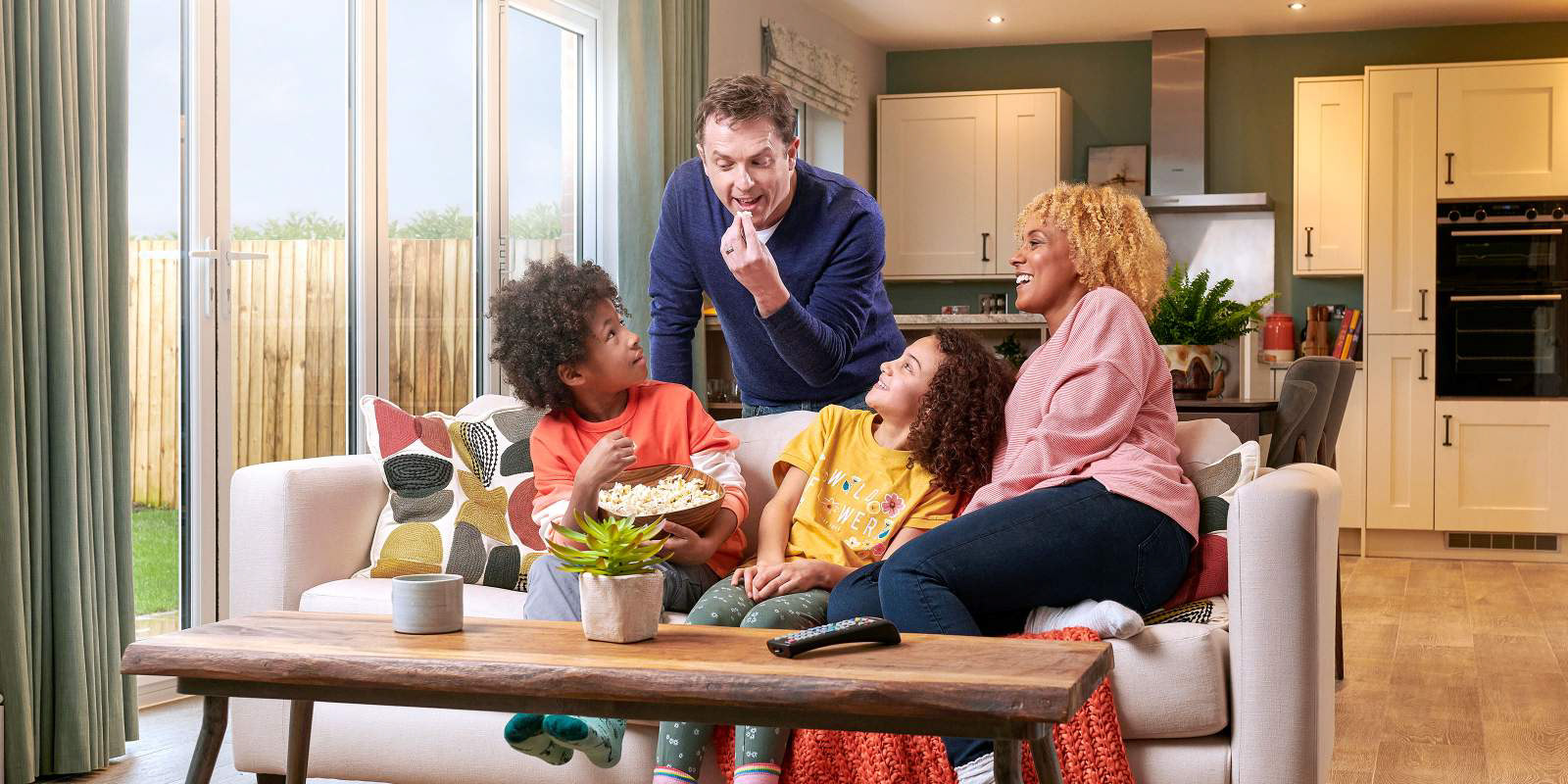 Advertising, tv, digital media campaign for Redrow Homes