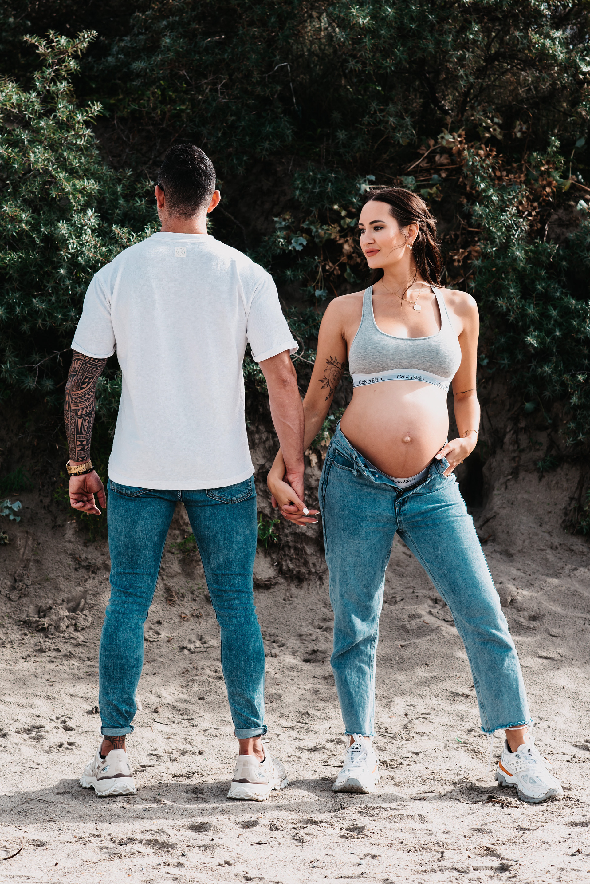 L A I L A & S T E L I O S