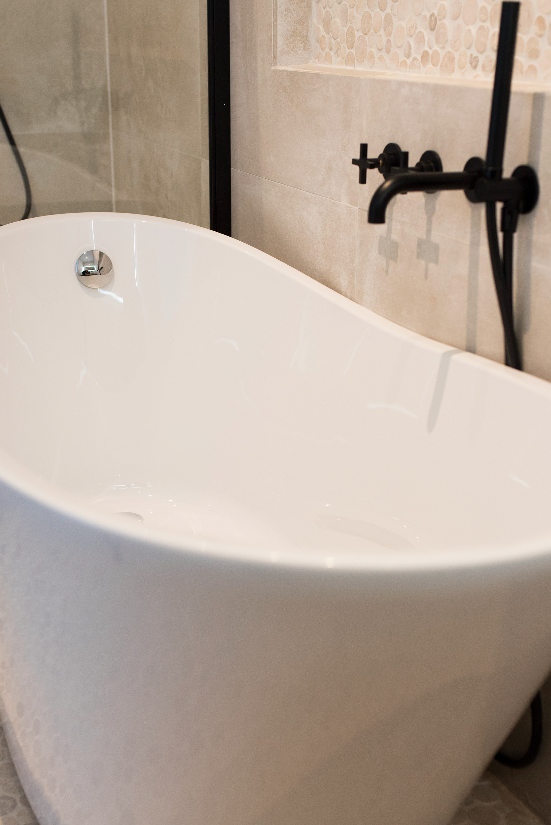 E X C E L L E N C E - B A D K A M E R S