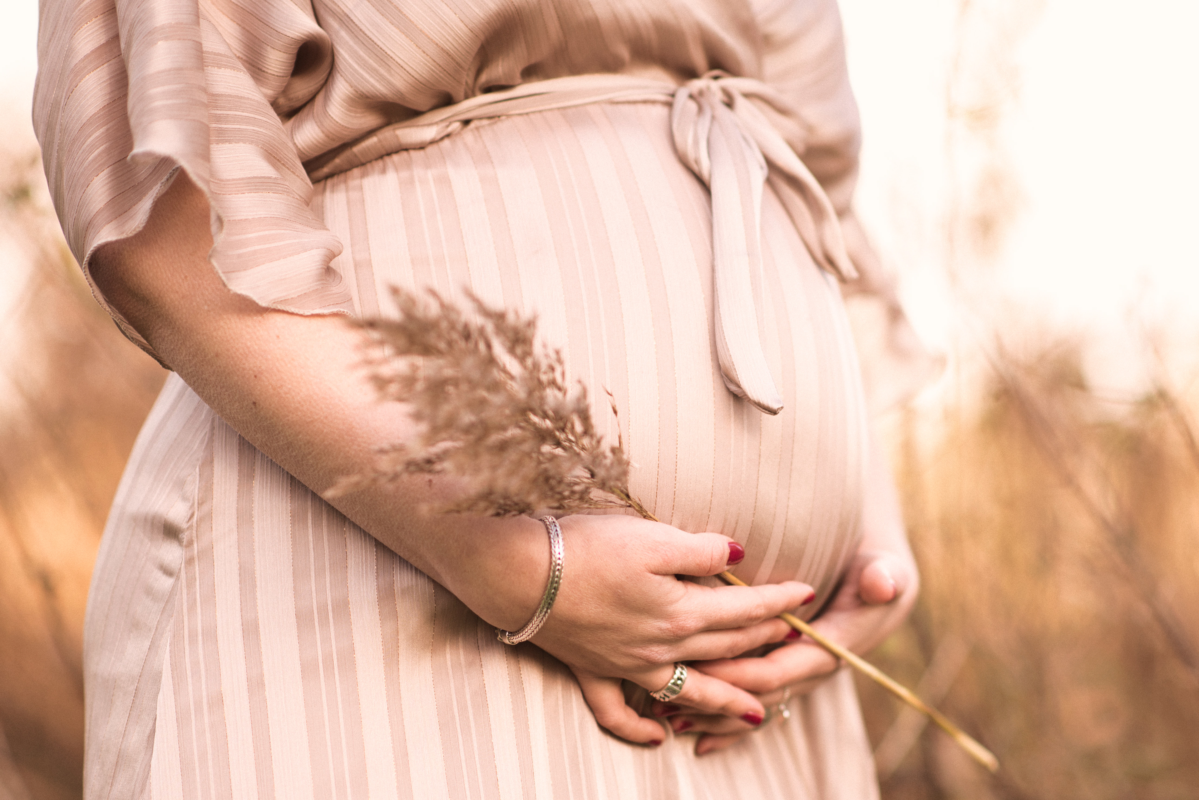 N I C O L E & M I K E