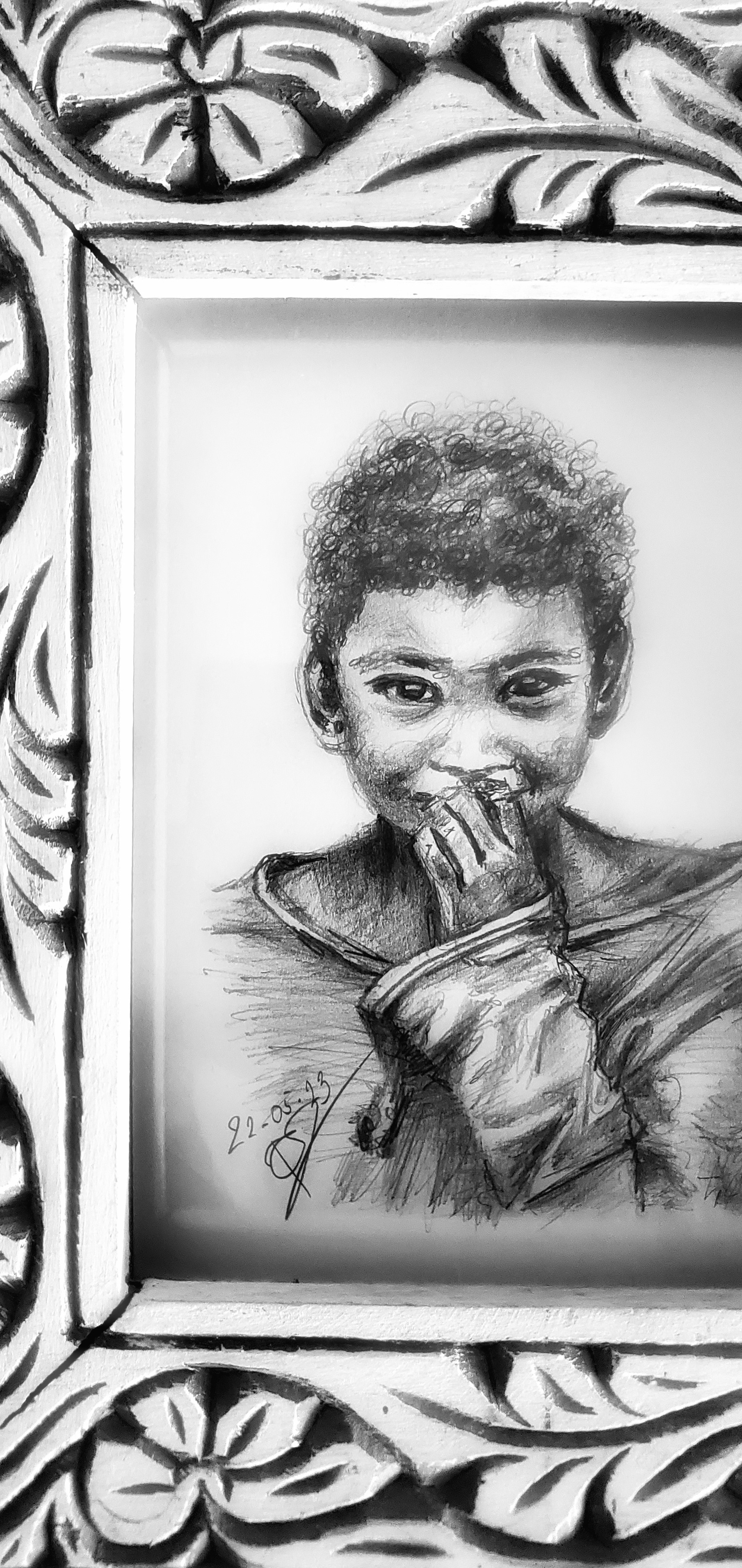 Portrait au graphite A5 - Rachel Volery - Graphiste & Illustratrice - Genève