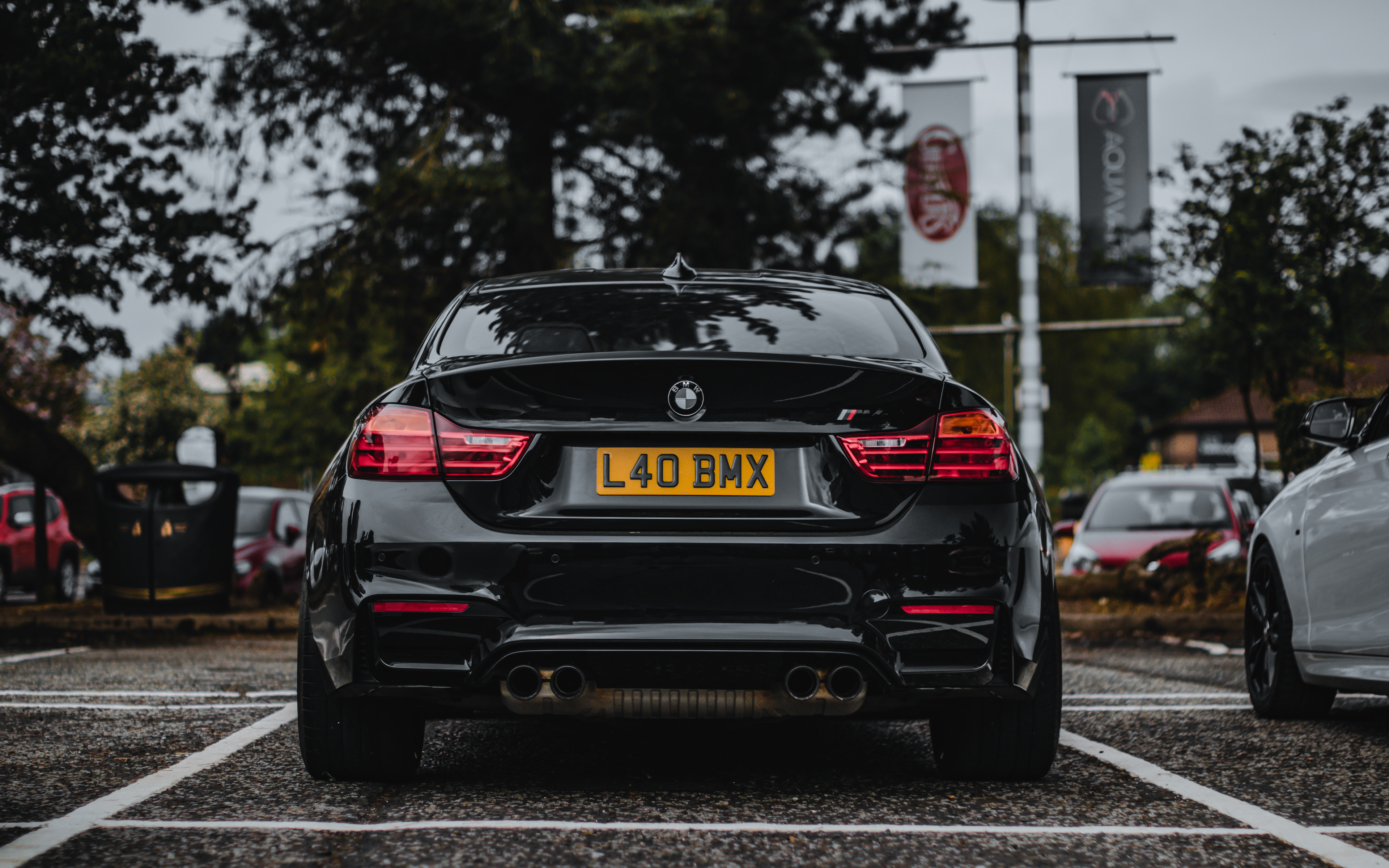 BMW M4 (back)