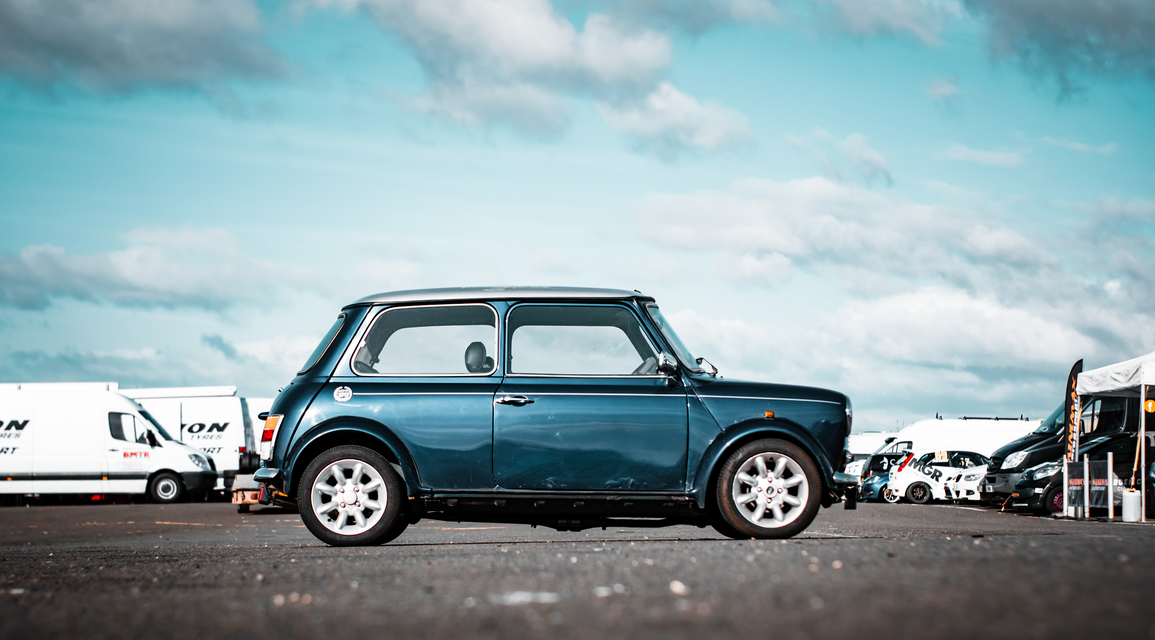 Mini