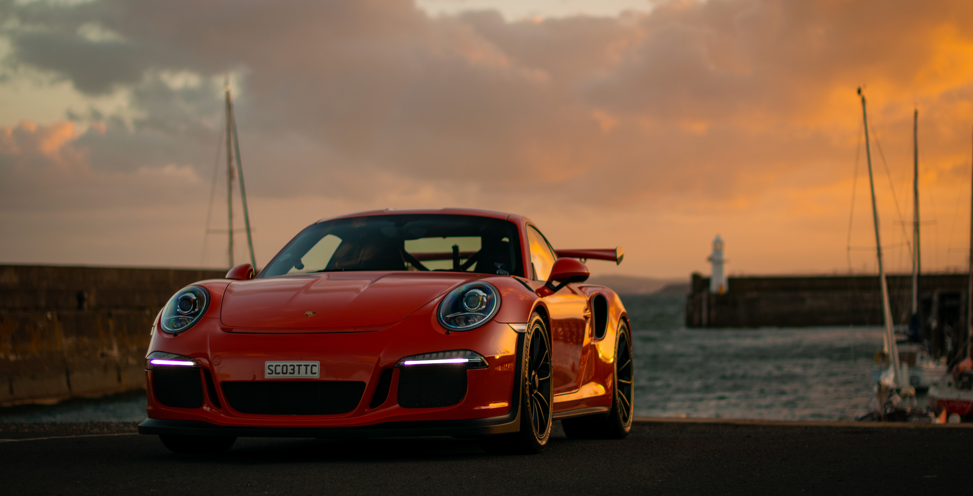 Porsche GT3 RS - Lava Orange (front)