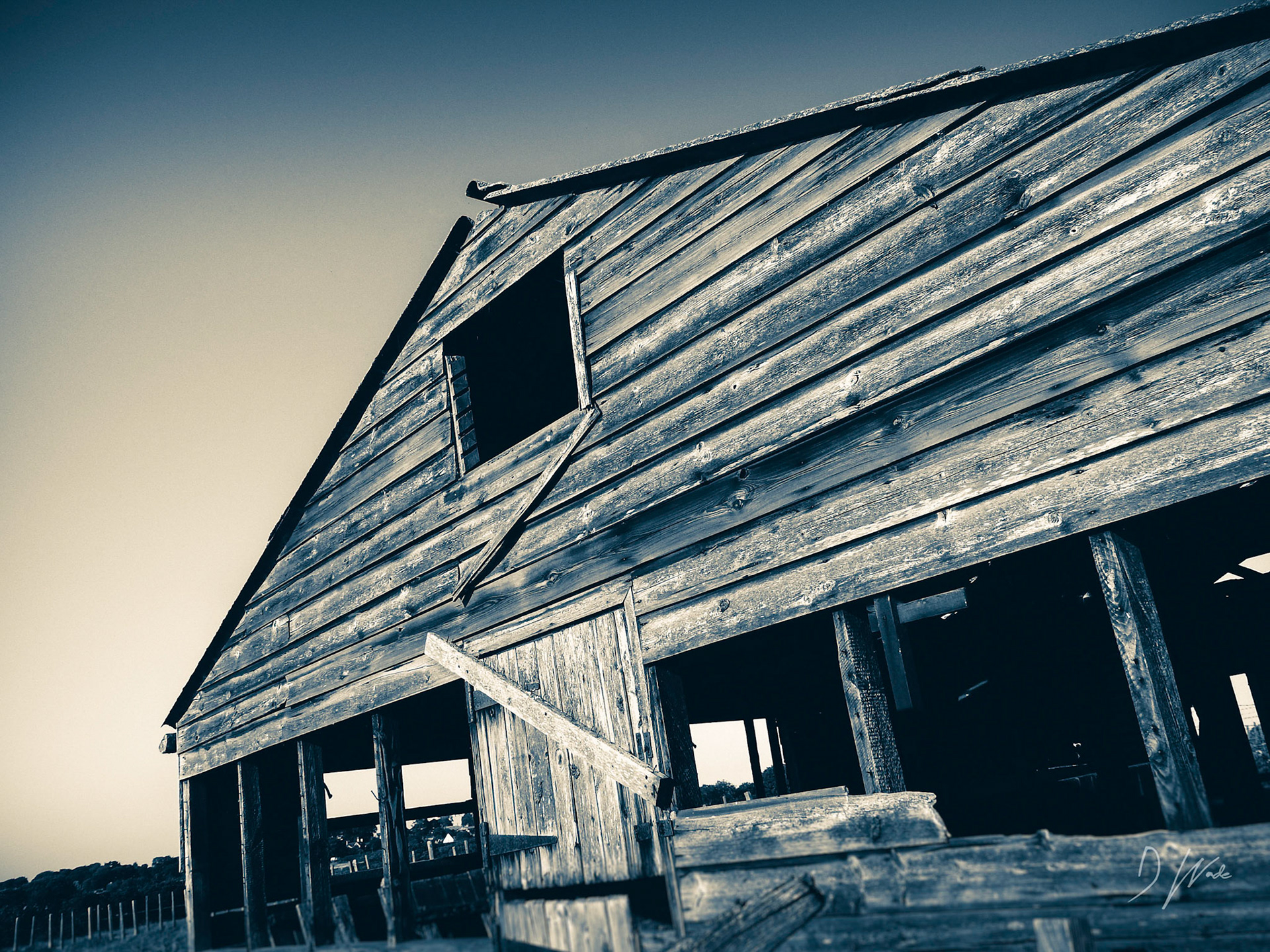 This barn is located not too far from Hutton Henry, Wingate and Castle Eden. The barn is completely derelict.