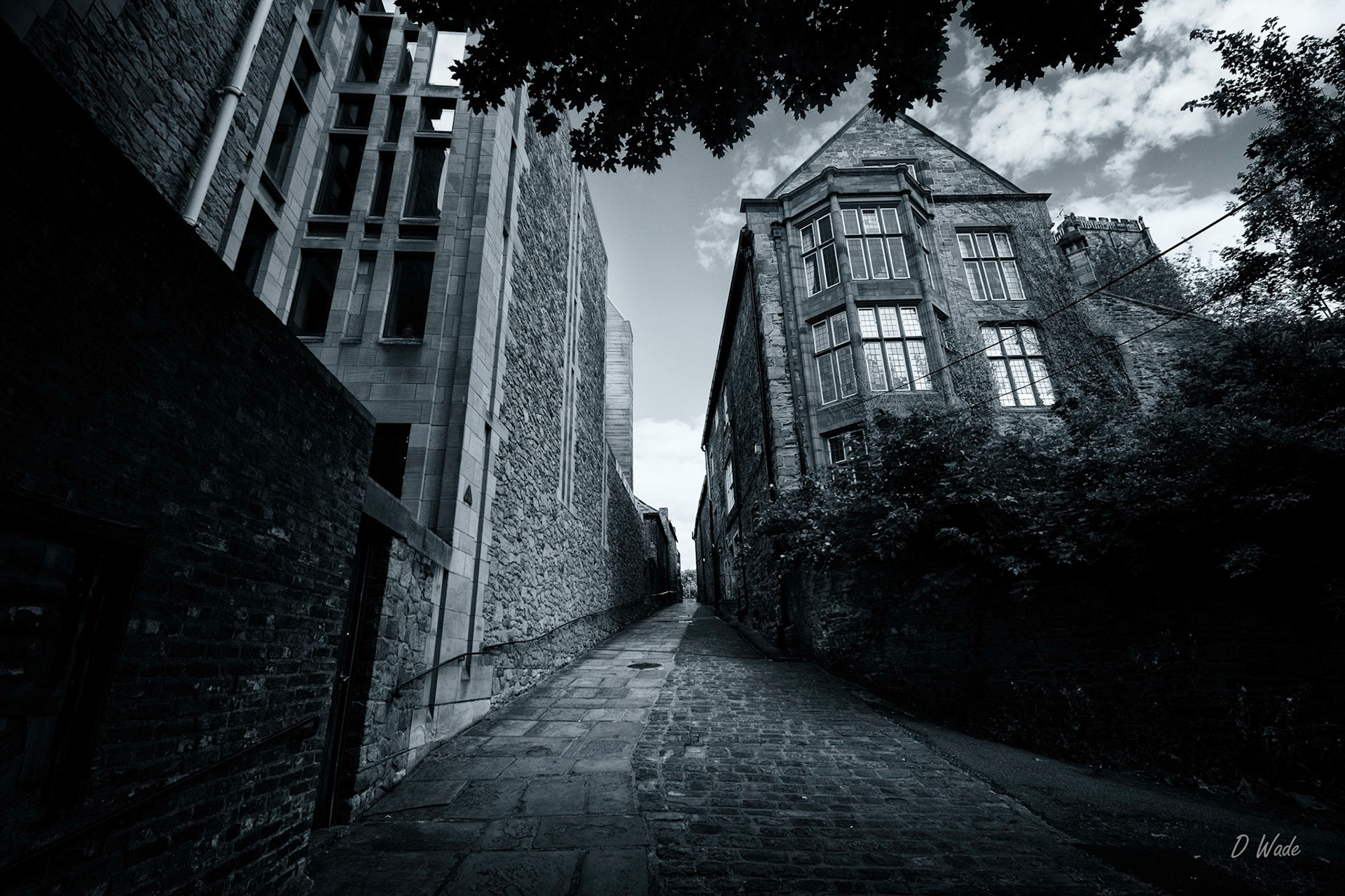 An alleyway that leads up to Durham Cathedral and Castle. Notice a stark contrast in architecture.