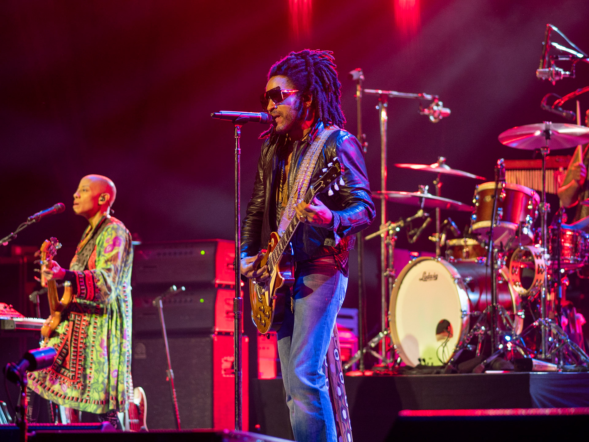 Lenny Kravitz at the AT&T Business Summit, The Bomb Factory, Dallas on November 5th, 2019.