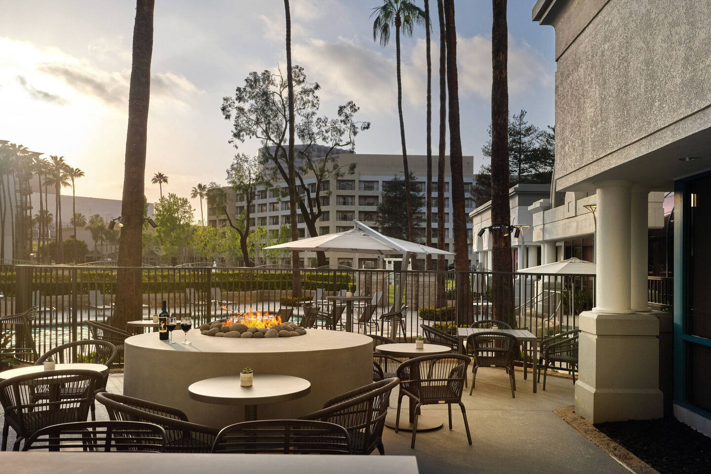 Costa Mesa Marriott - Patio
