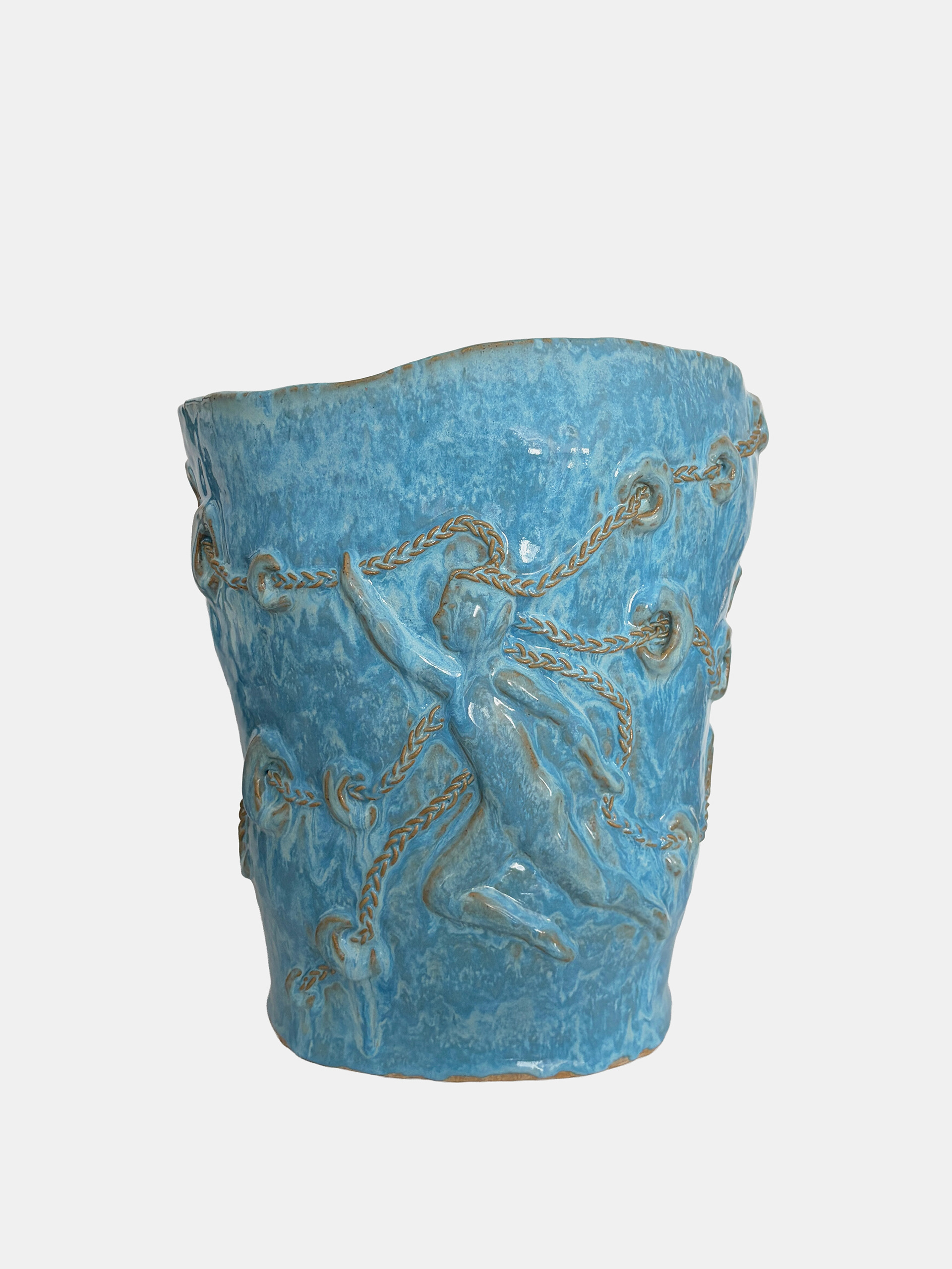 Out-stretch,  (2026)  13 x 11.5 x 11.5 in. Ceramics