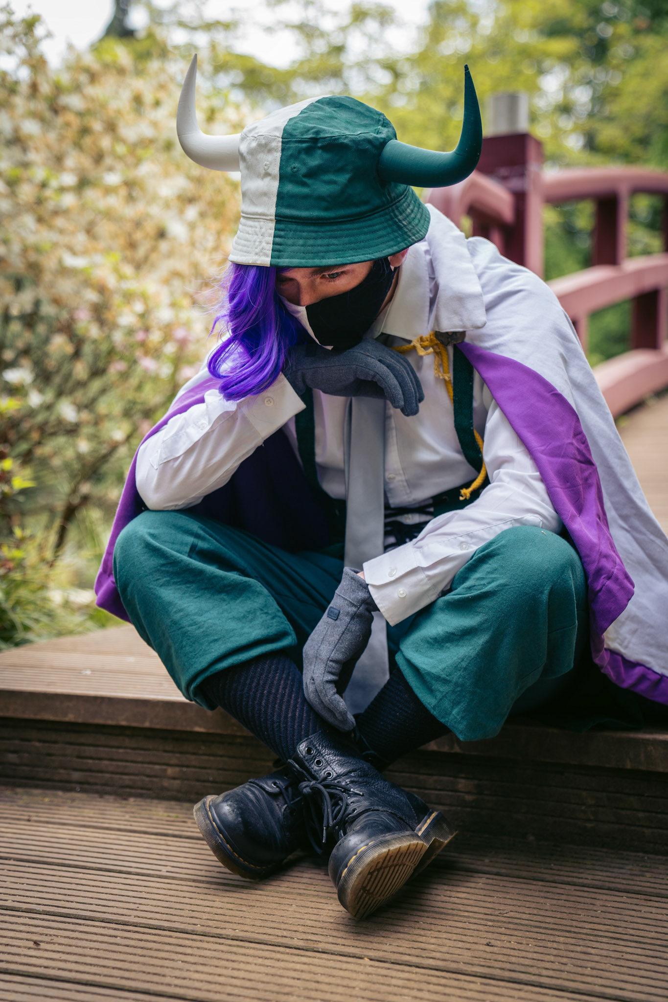 Page One (@auralight_cos)