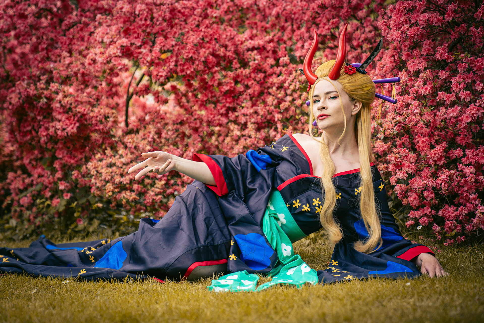 Black Maria (@coco.vanilla.cos)