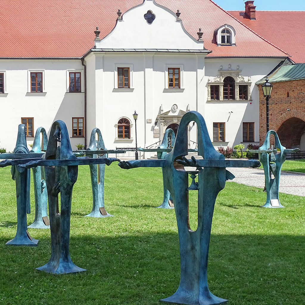 Dziedziniec Klasztoru Kanoników przy Bożym Ciele – Kraków | 2026
