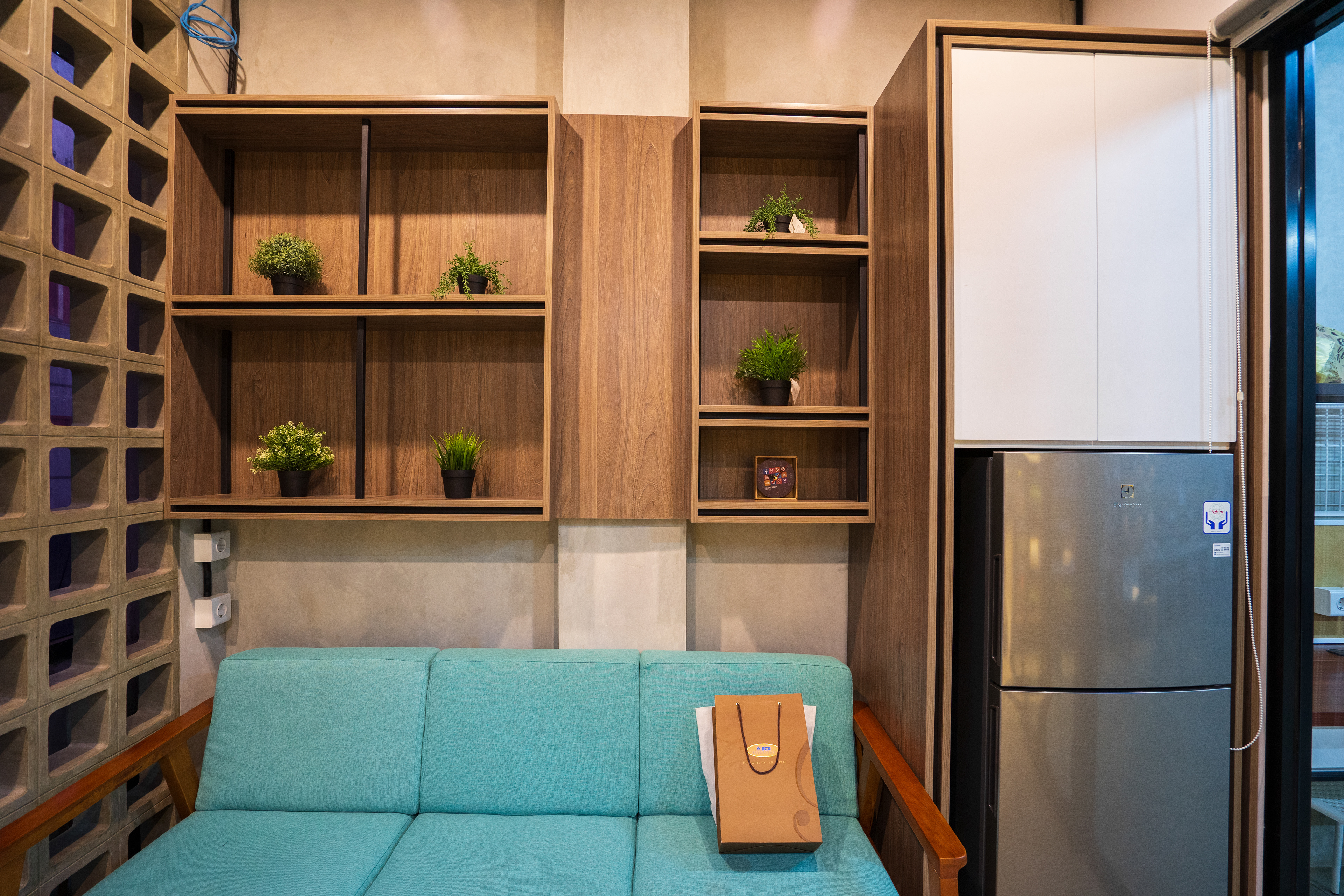 Ruang CEO Renovasi Kantor OMEOO Desain Renovasi Interior Studio Slenpan