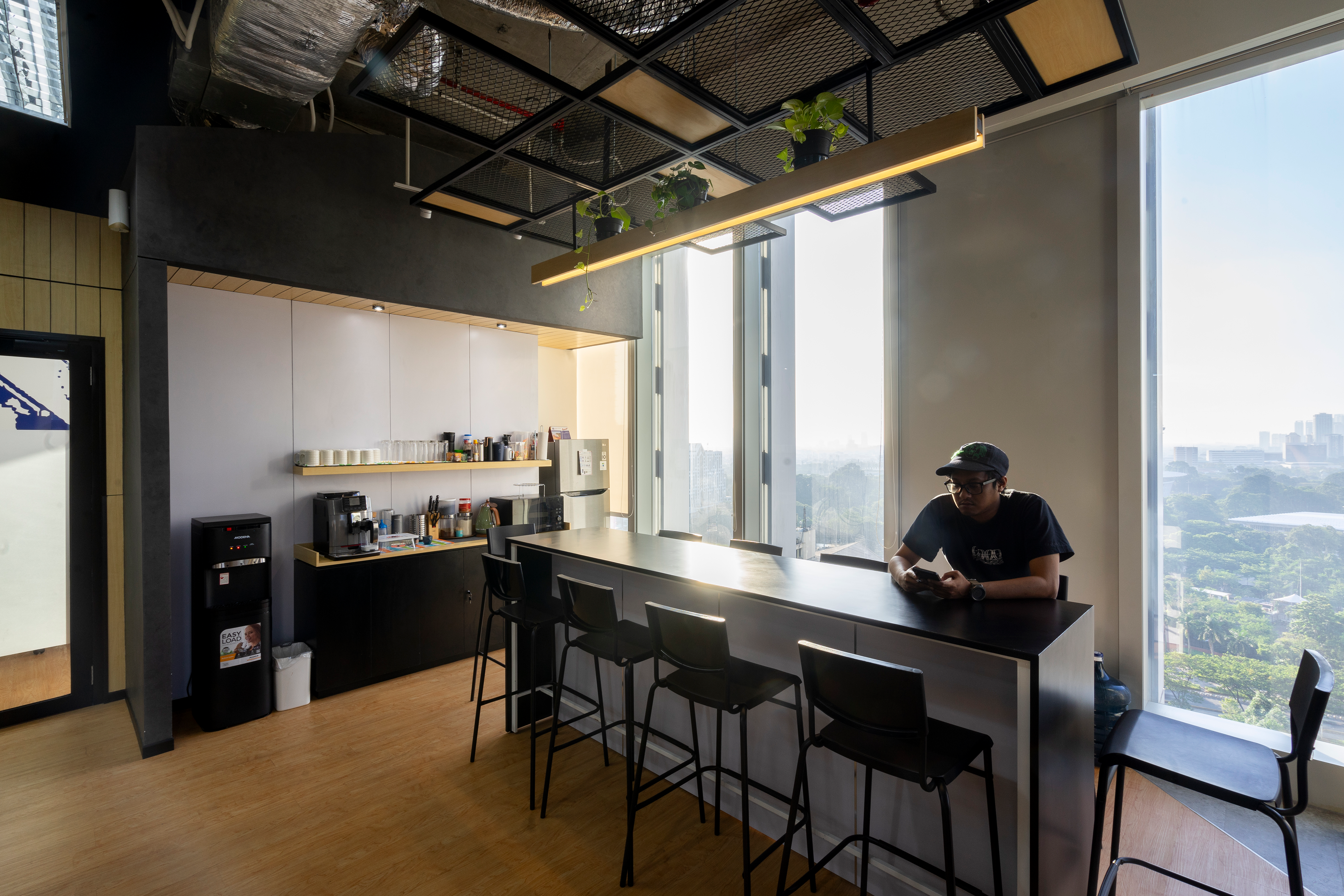 Area Pantry WPD Indonesia Energy Desain Renovasi Interior Studio Slenpan