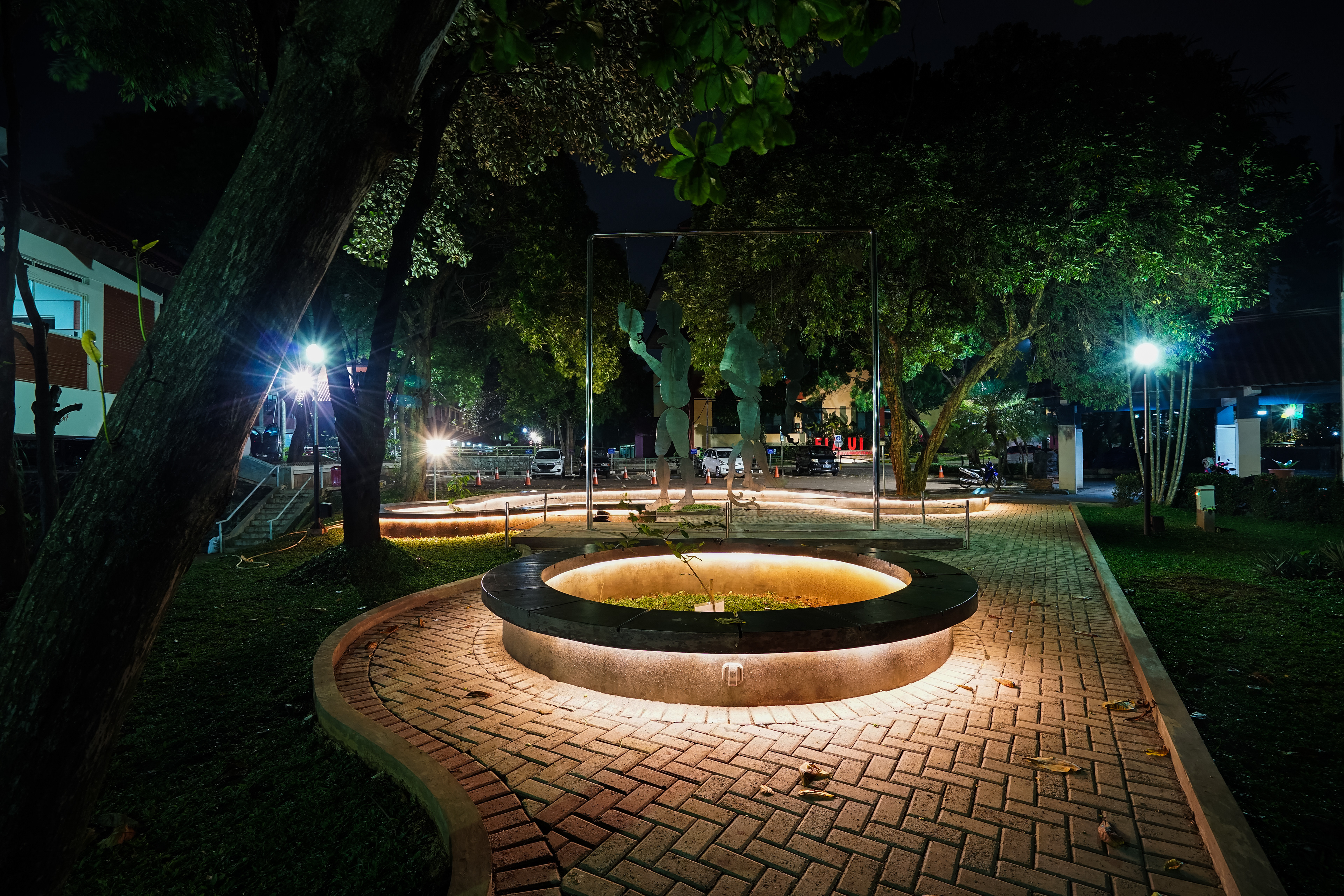 Renovasi Landscape Taman Puisi Fakultas Ilmu Pengetahuan Budaya Universitas Indonesia oleh Studio Slenpan