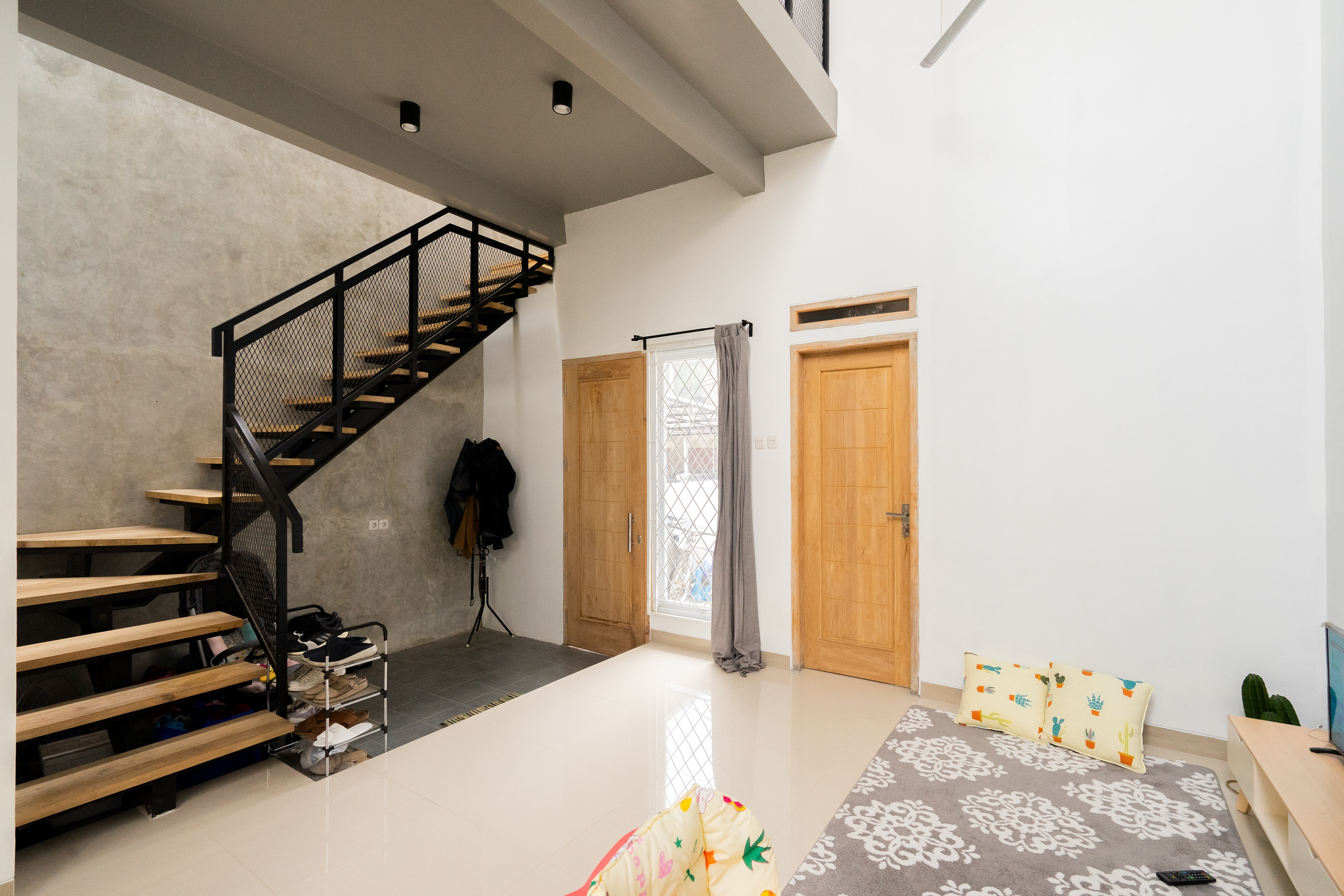 View Tangga Arsitektur Rumah HK oleh Studio Slenpan