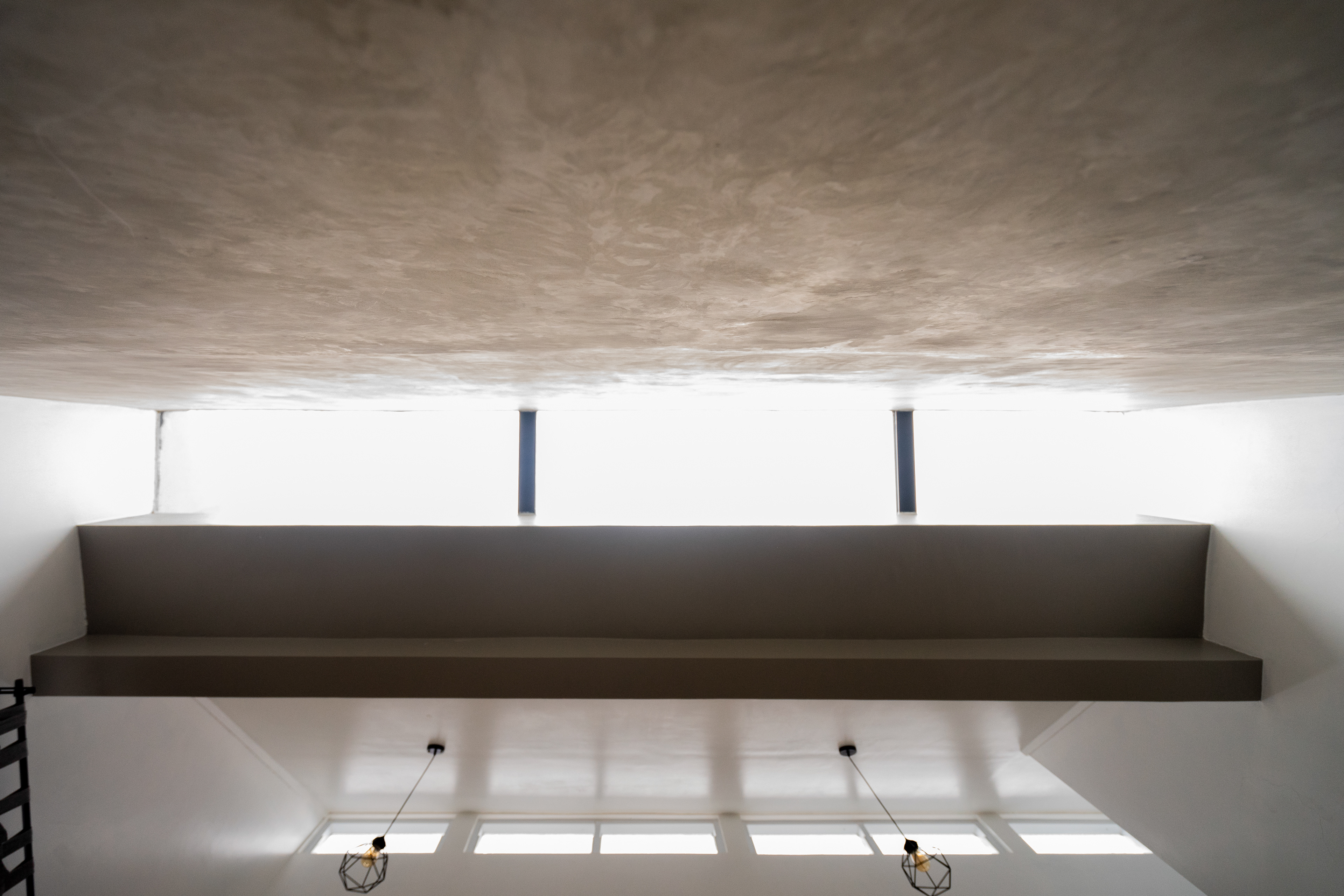 View Skylight Arsitektur Rumah HK oleh Studio Slenpan