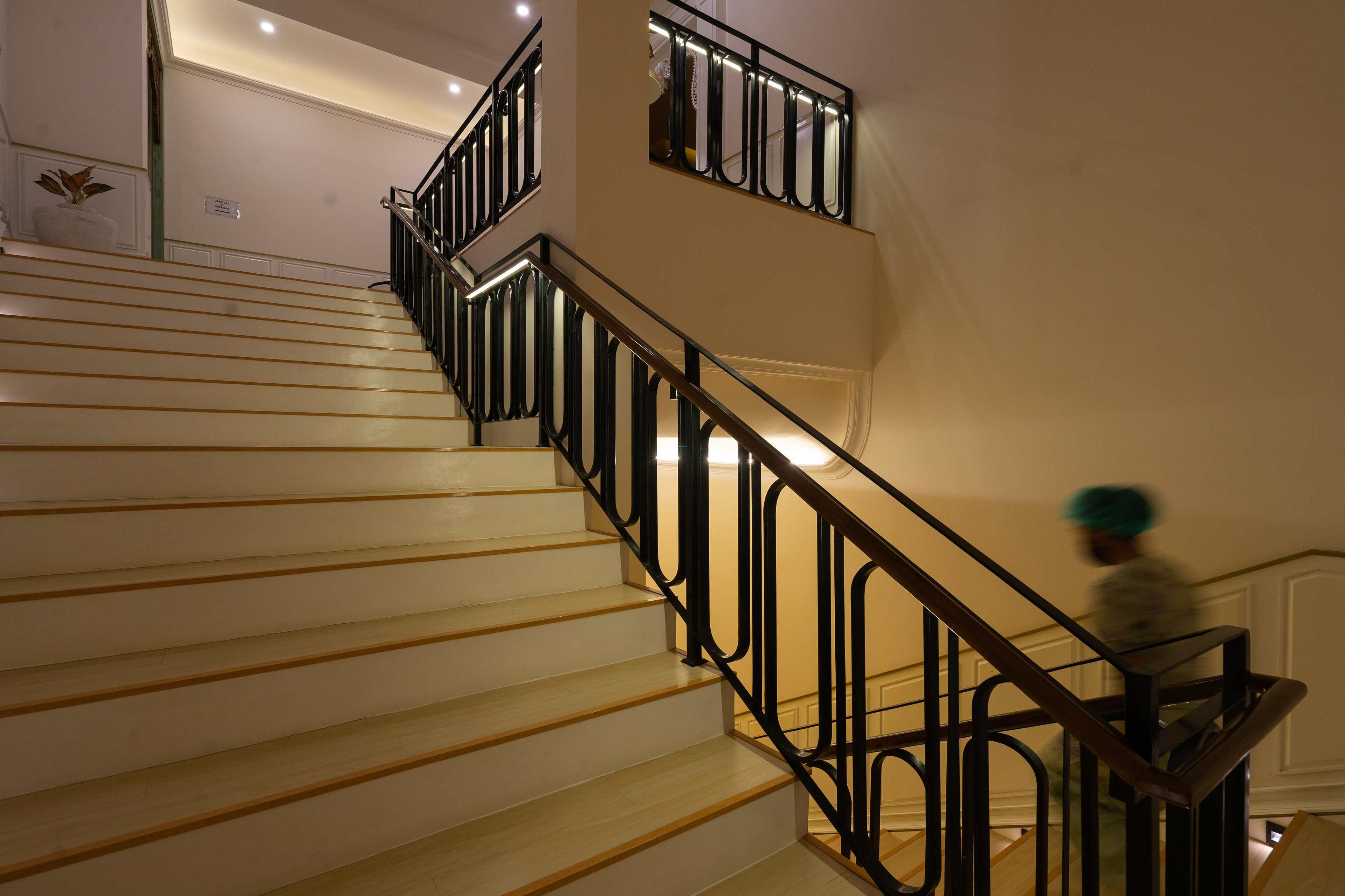 Area Tangga House of Mustika Ratu Cianjur Desain Renovasi Interior Studio Slenpan