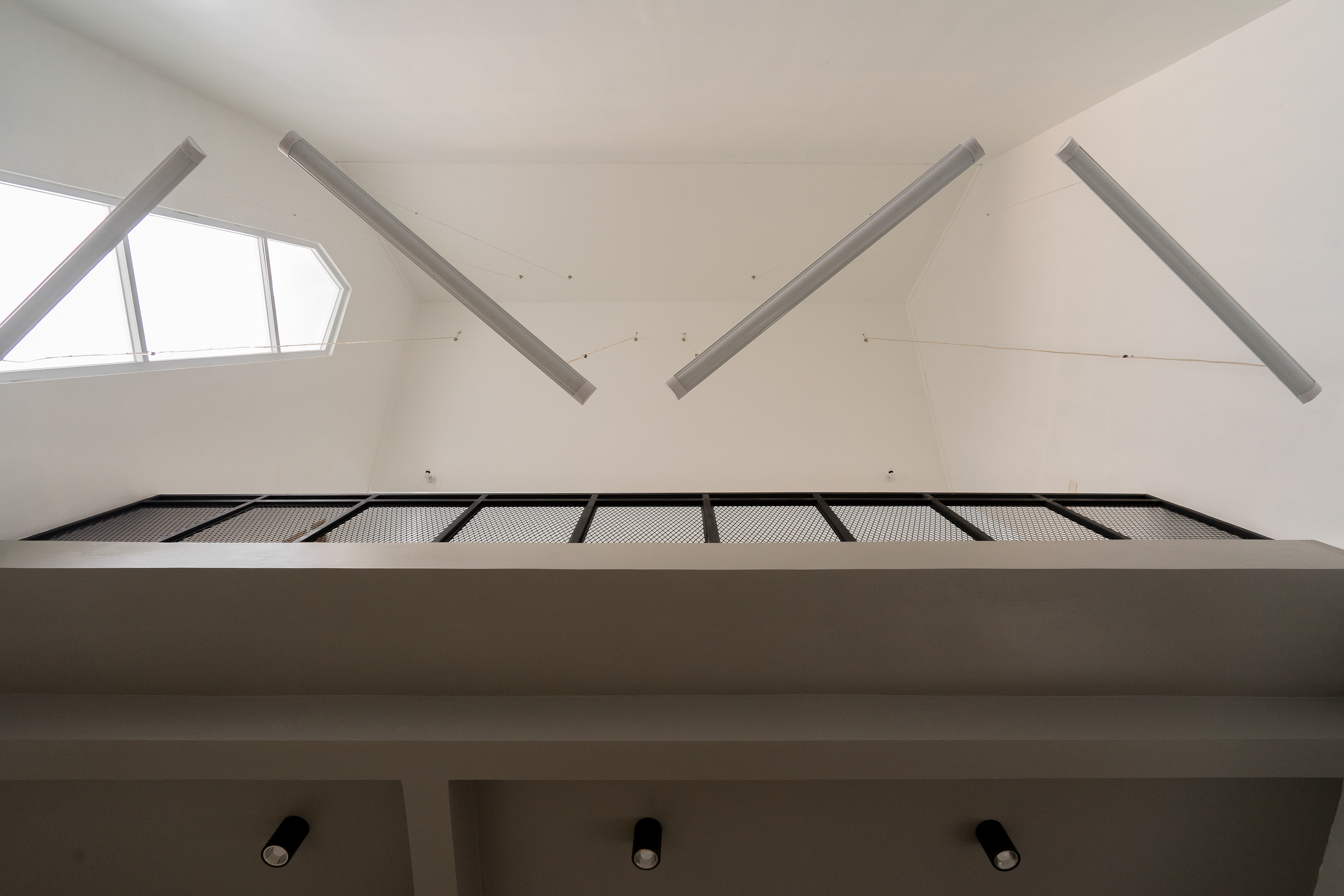 View Ceiling Arsitektur Rumah HK oleh Studio Slenpan