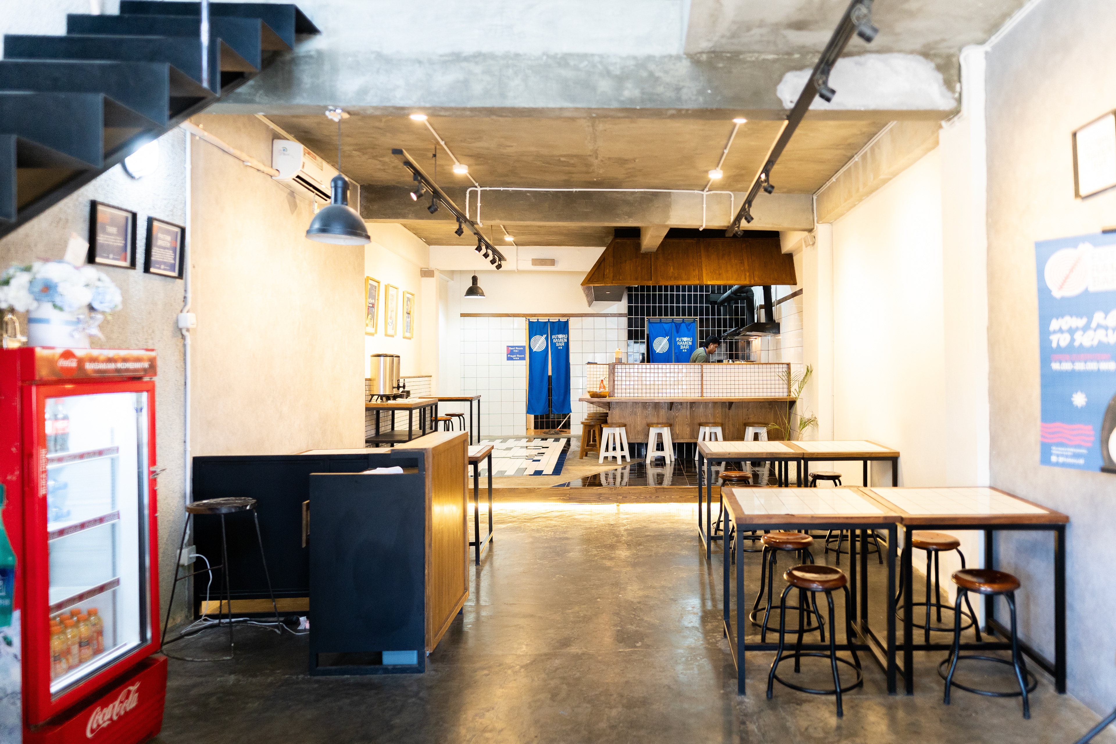 Renovasi Interior Futoru Ramen Bar Solo oleh Studio Slenpan