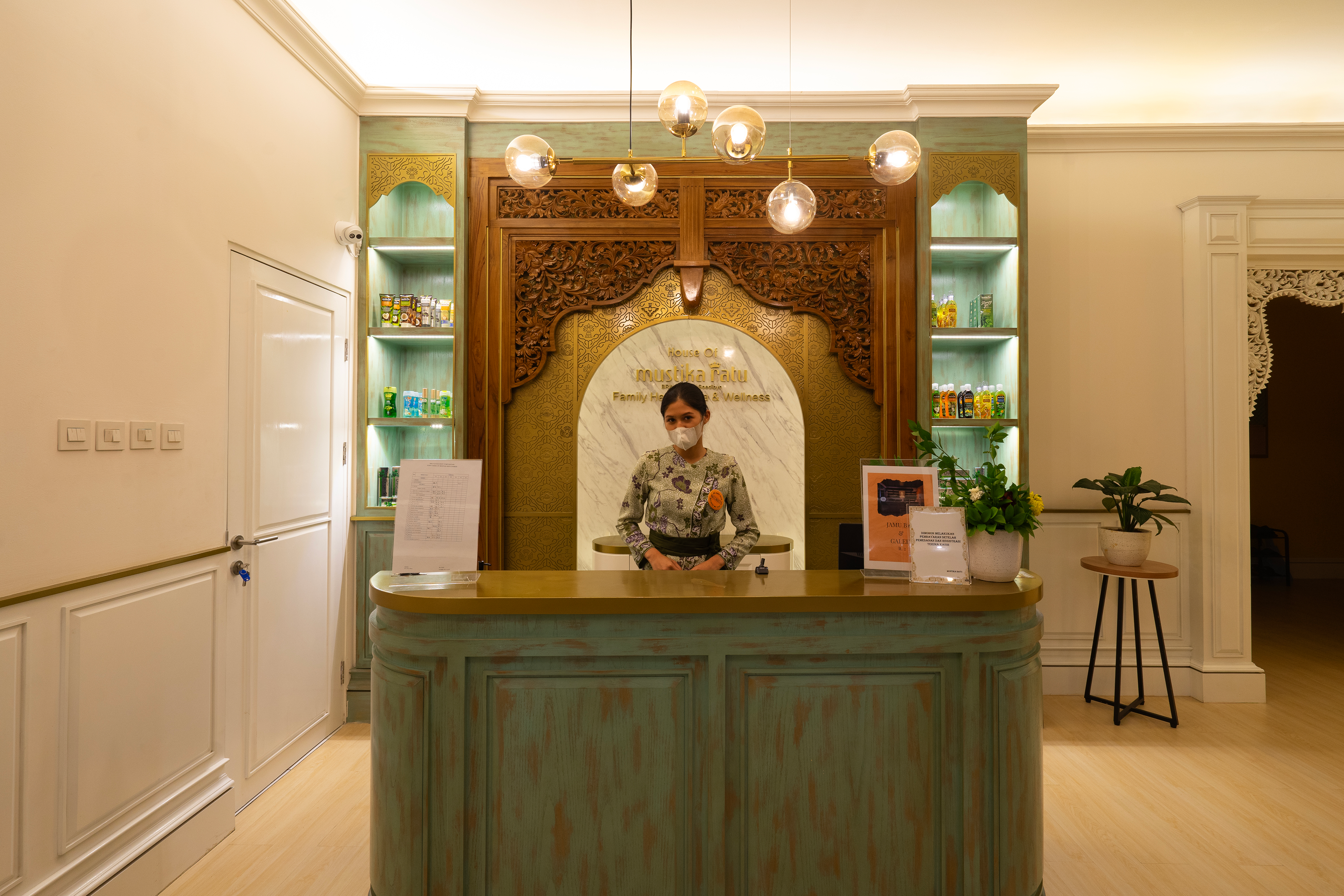 Area reception House of Mustika Ratu Cianjur Desain Renovasi Interior Studio Slenpan