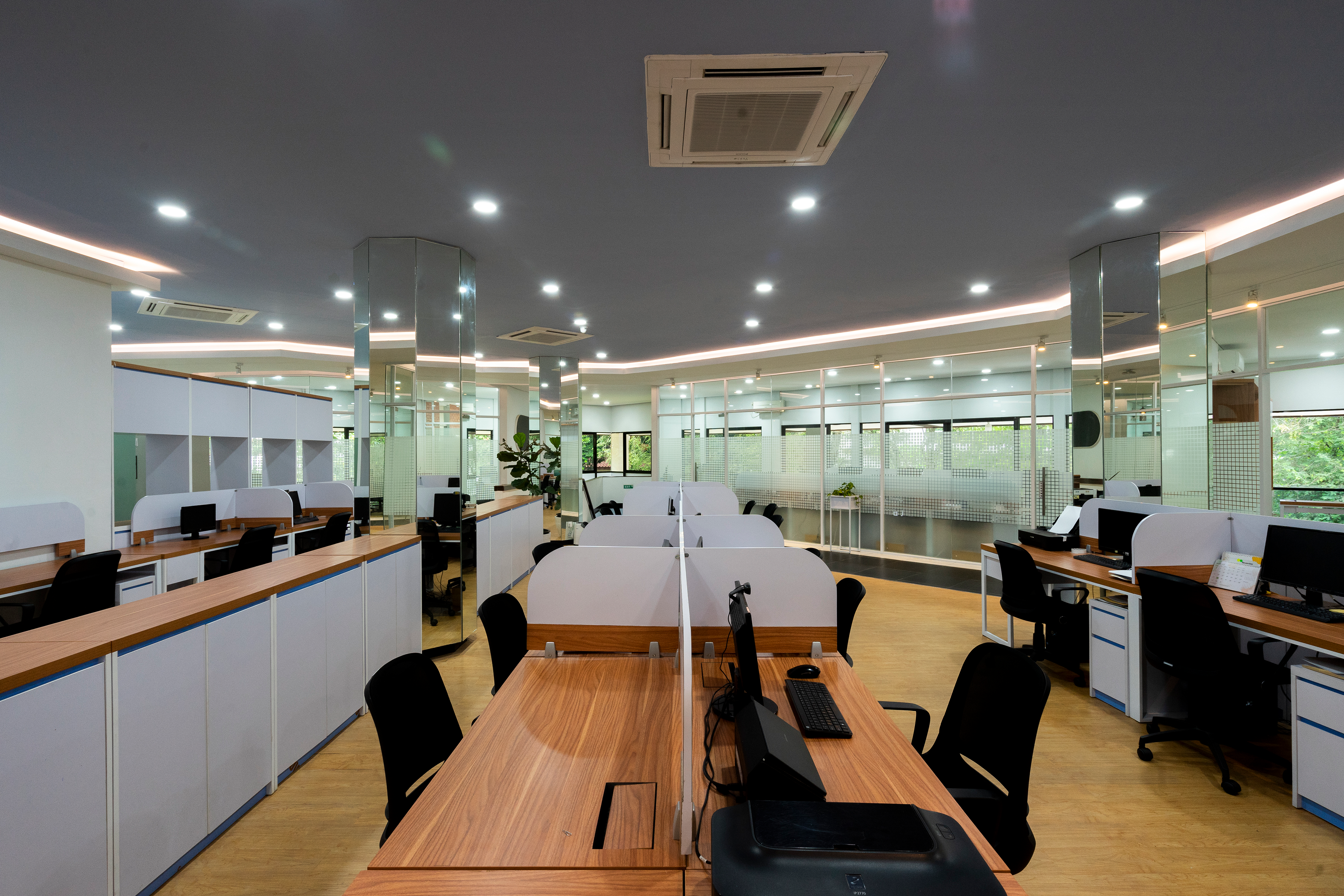 Area Kerja Desain Renovasi Interior Kantor Dekanat Fakultas Psikologi Universitas Indonesia Depok oleh Studio Slenpan