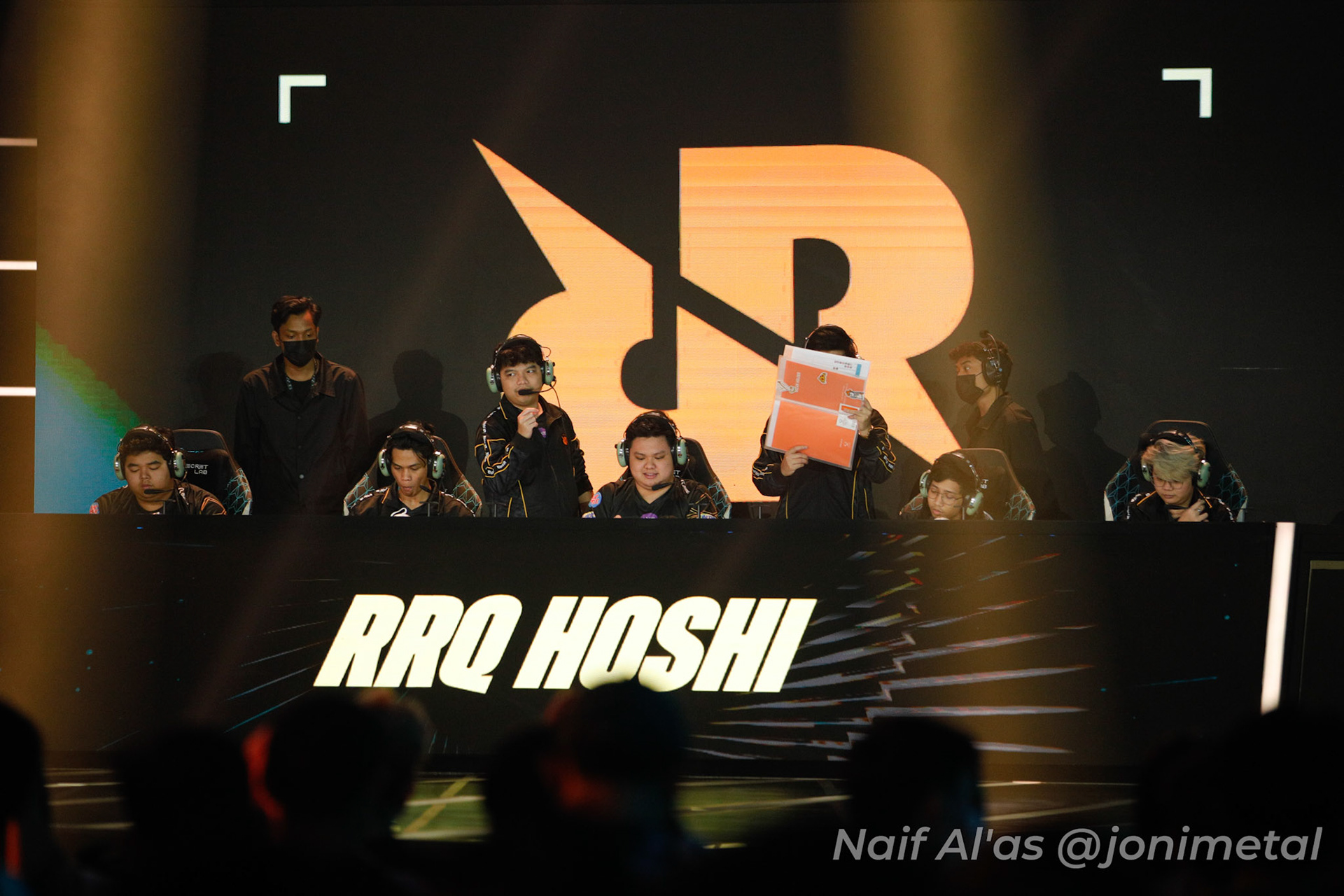 Sabtu, 14 Januari 2023. M4 - Playoff Day 8 - Mobile Legends M4 World Championship di Tennis Indoor Senayan, Jakarta