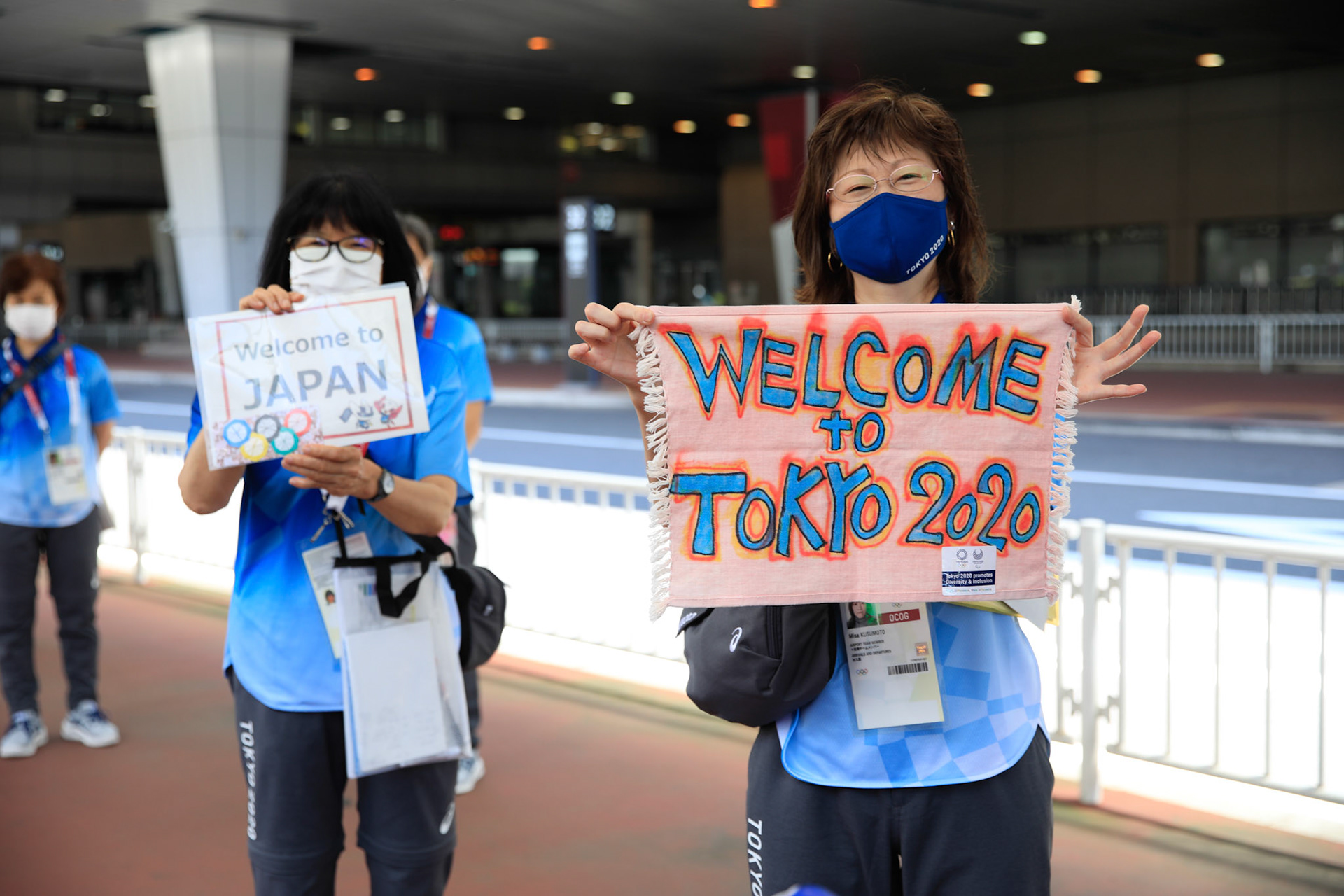Rabu, 21 Juli 2021. Hari Pertama  - Rombongan kedua (Angkat Besi &amp; Rowing) Beserta Para KE dan Tim Media di Bandara Narita, Chiba - Jepang