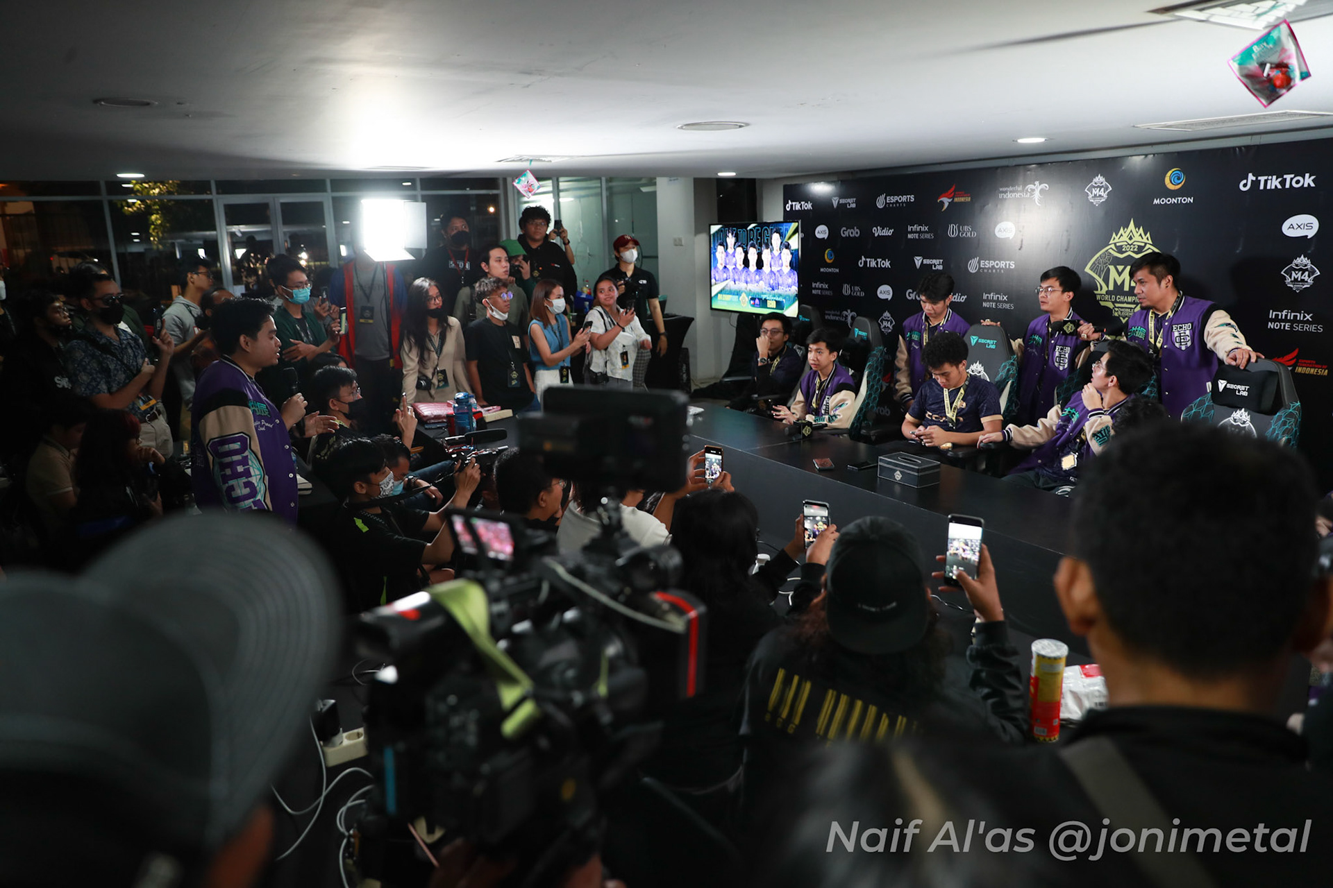 Minggu, 15 Januari 2023. M4 - Playoff Day 9 - Mobile Legends M4 World Championship di Tennis Indoor Senayan, Jakarta