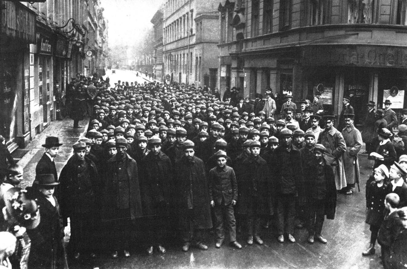 1917, Ottomon Orphans Sophienstraße/Große Hamburger Straße, Zeitbilder 35, May 3rd - Source: Ullstein-Bilder-Dienst