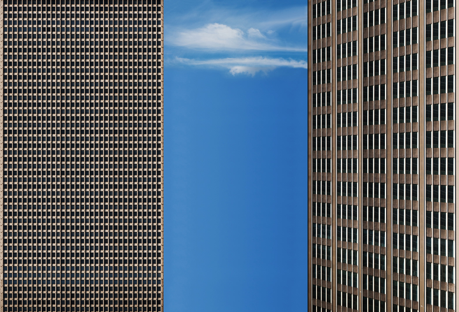 frame city #015 _Digital Archival Pigment Print 150x100cm 2012