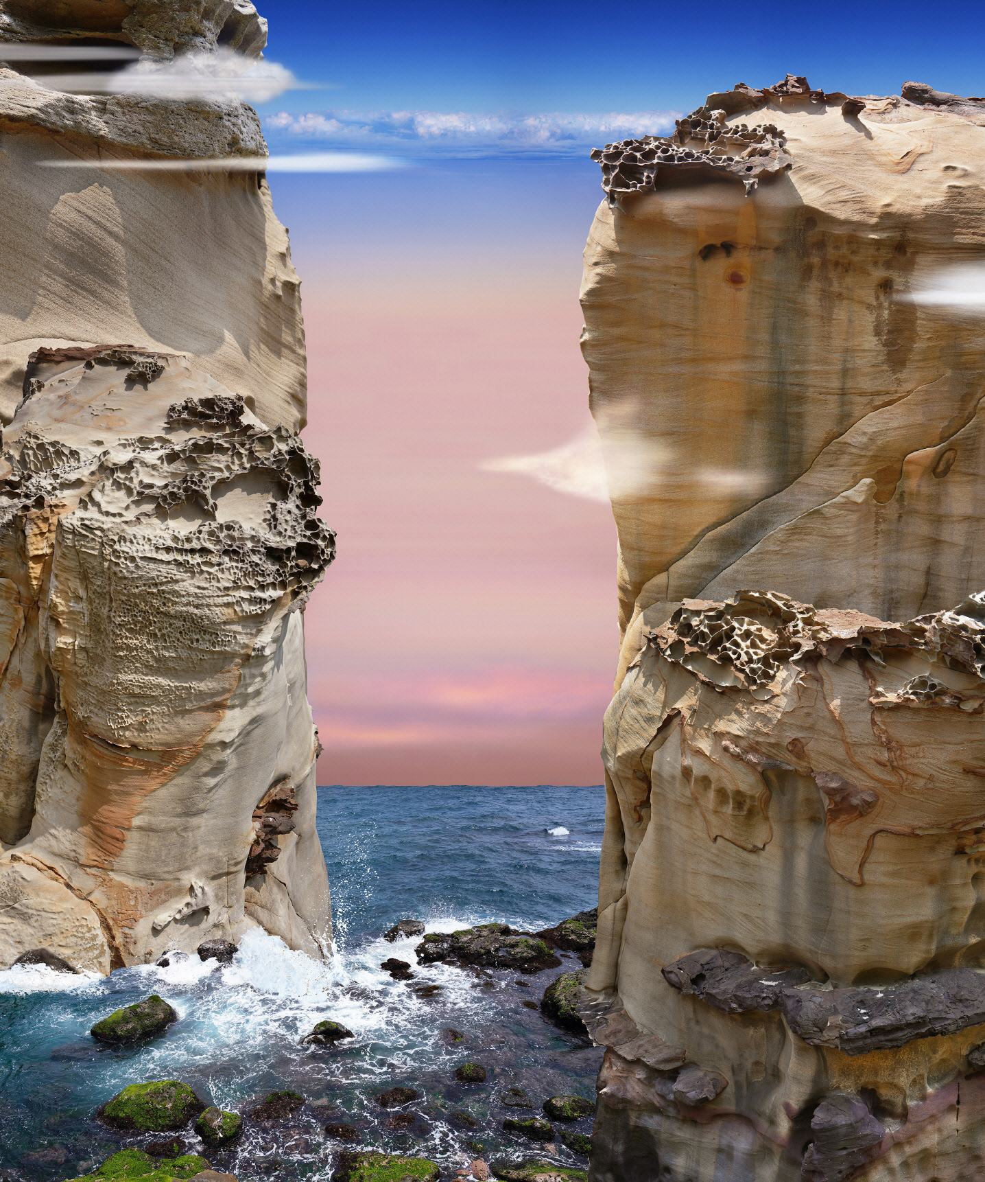 Connection # 040 東北角 Dongbeizhao-Digital Archival Pigment Print on Canvas_2024 72.7x60.6cm