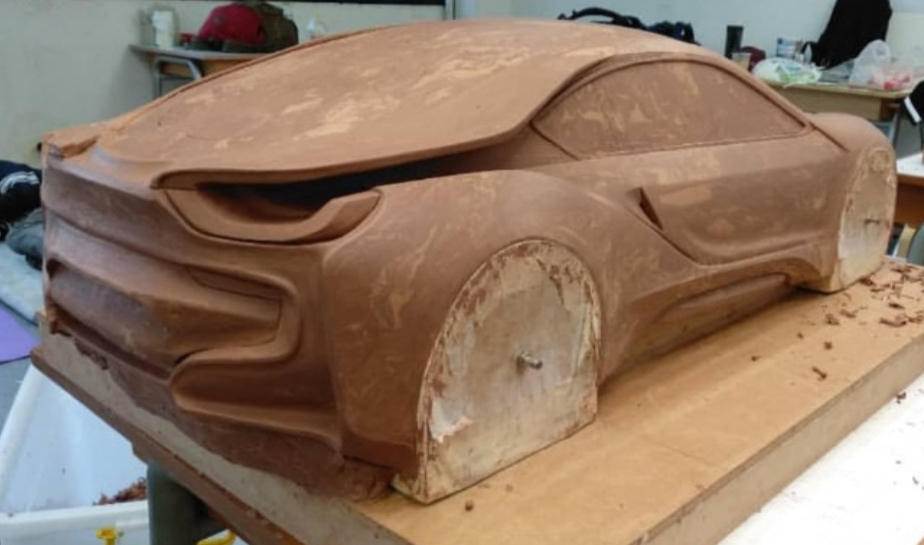 Final half car clay modeling